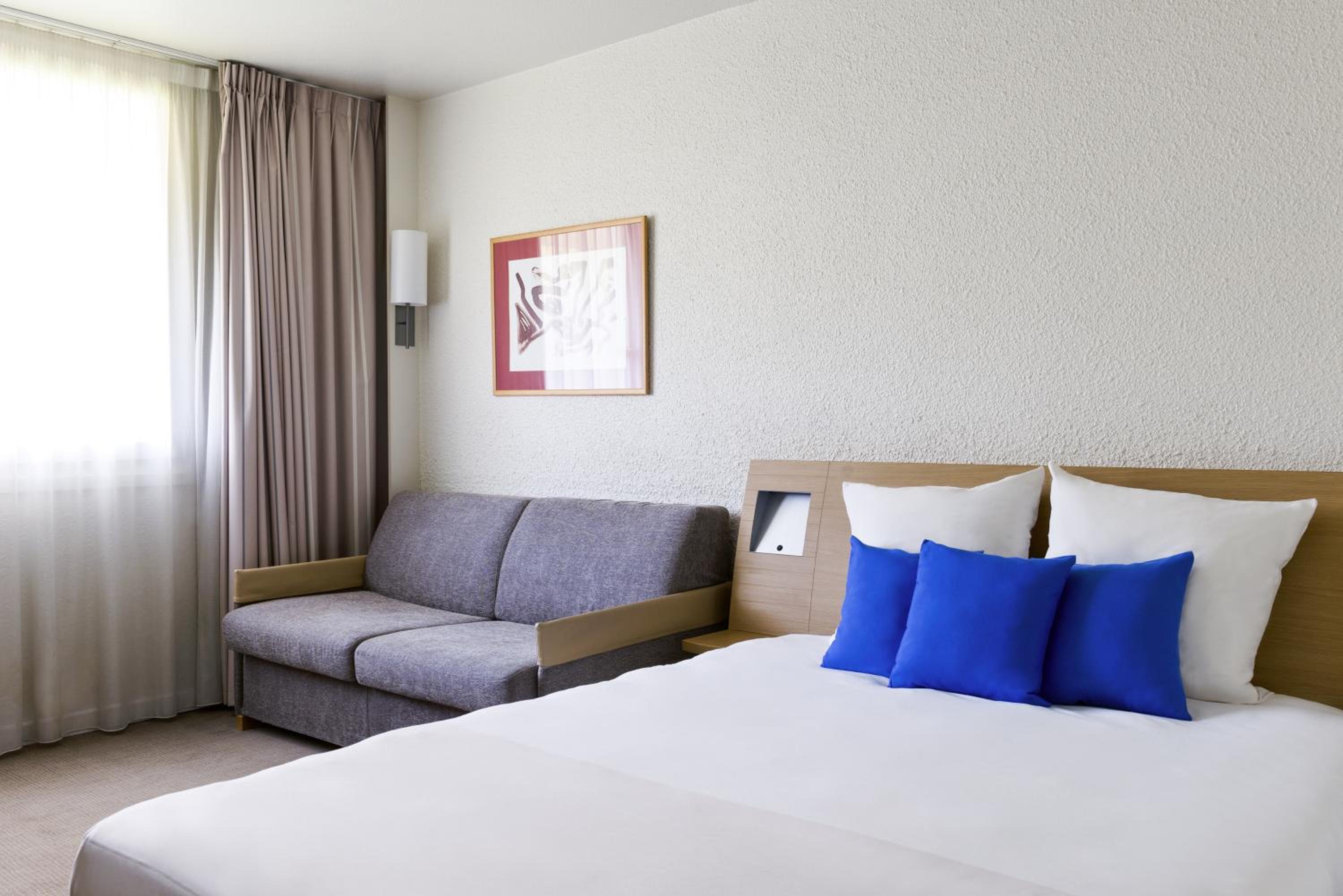 Classic Double Room with Sofa Bed photo 3