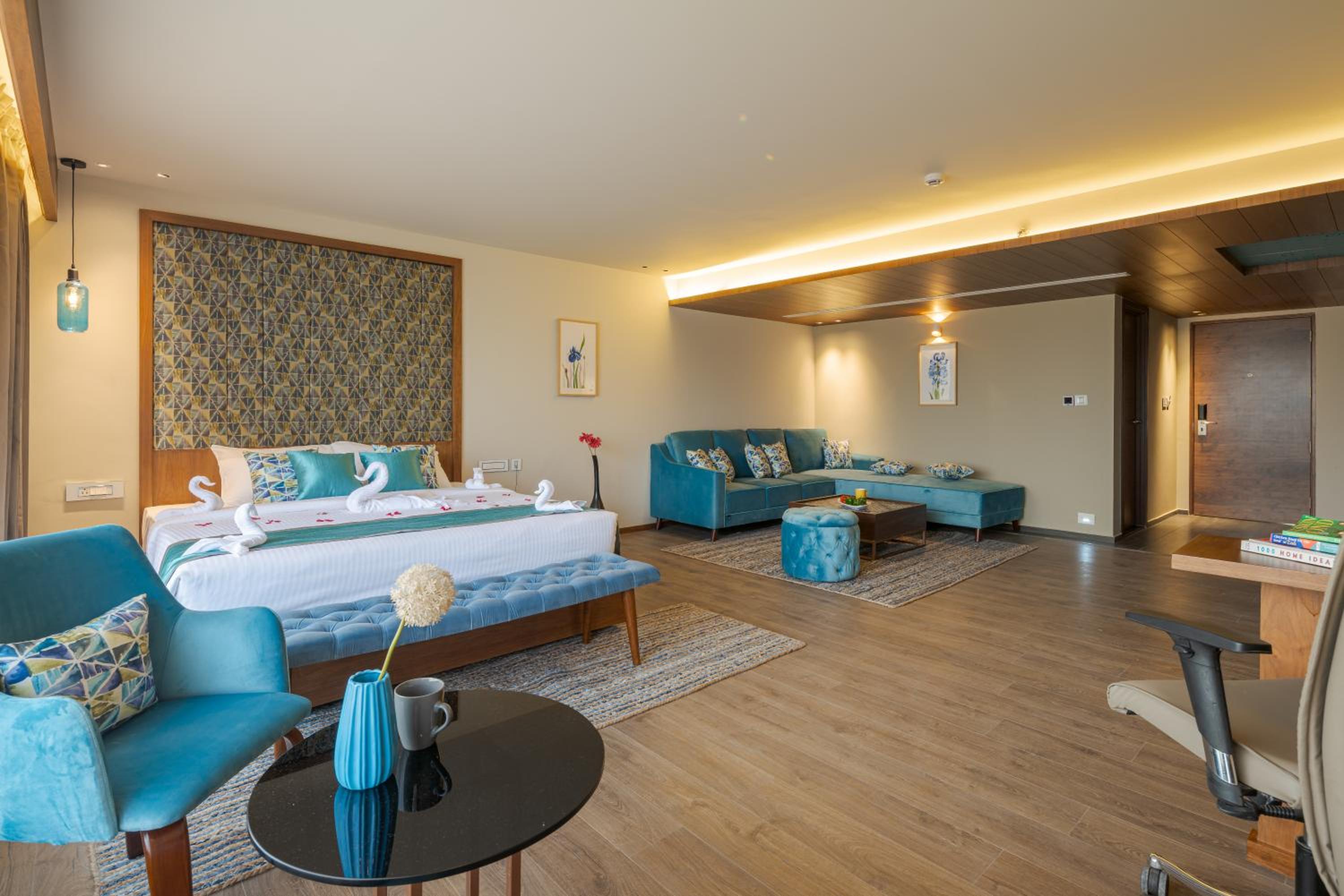 King Suite - Photo 4