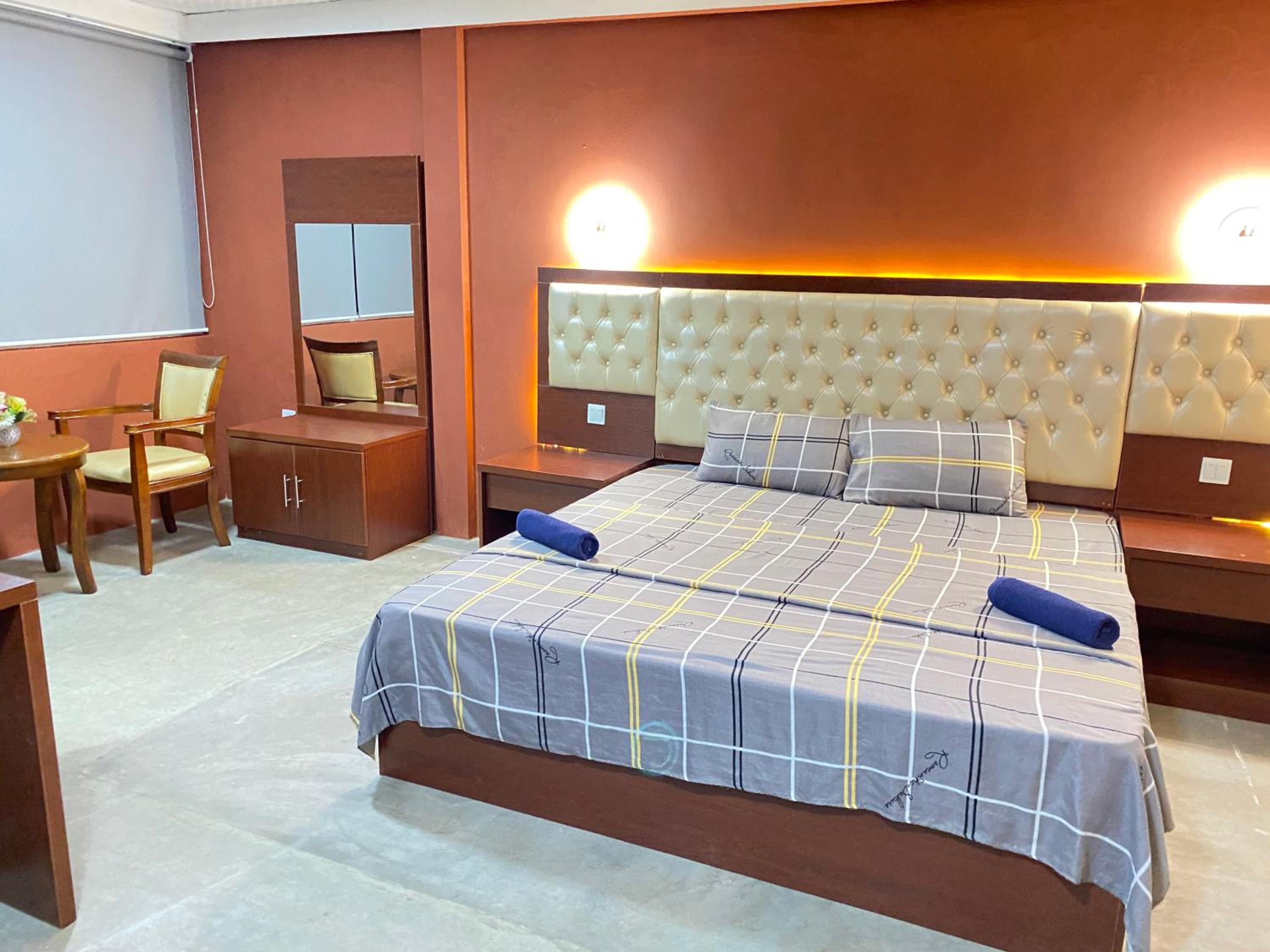 Economy Triple Room photo 1