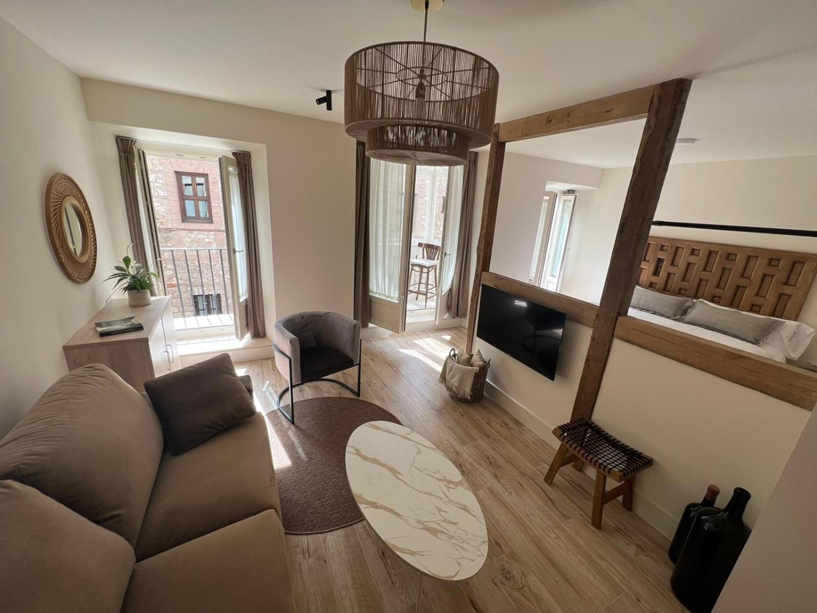 Apartamento con Balcón