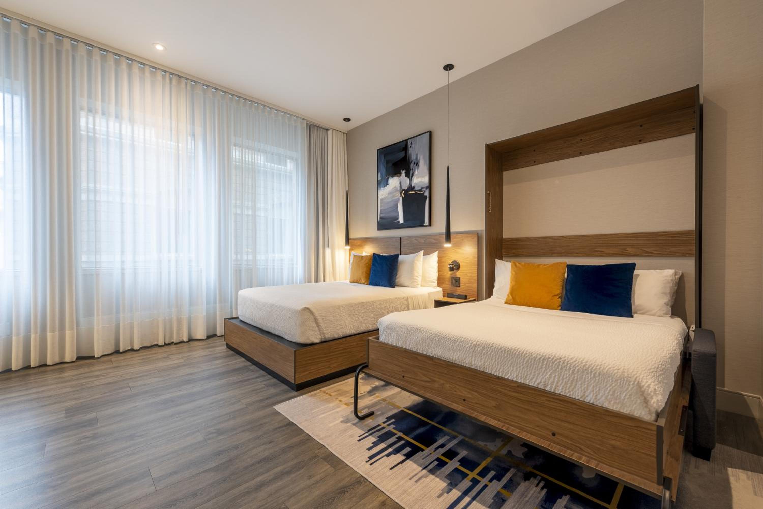 Superior Room with Two Queen Beds - Non-Smoking - Photo 17