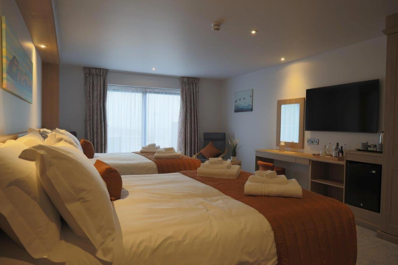 Superior Double or Twin Room with Sea View - Photo 6