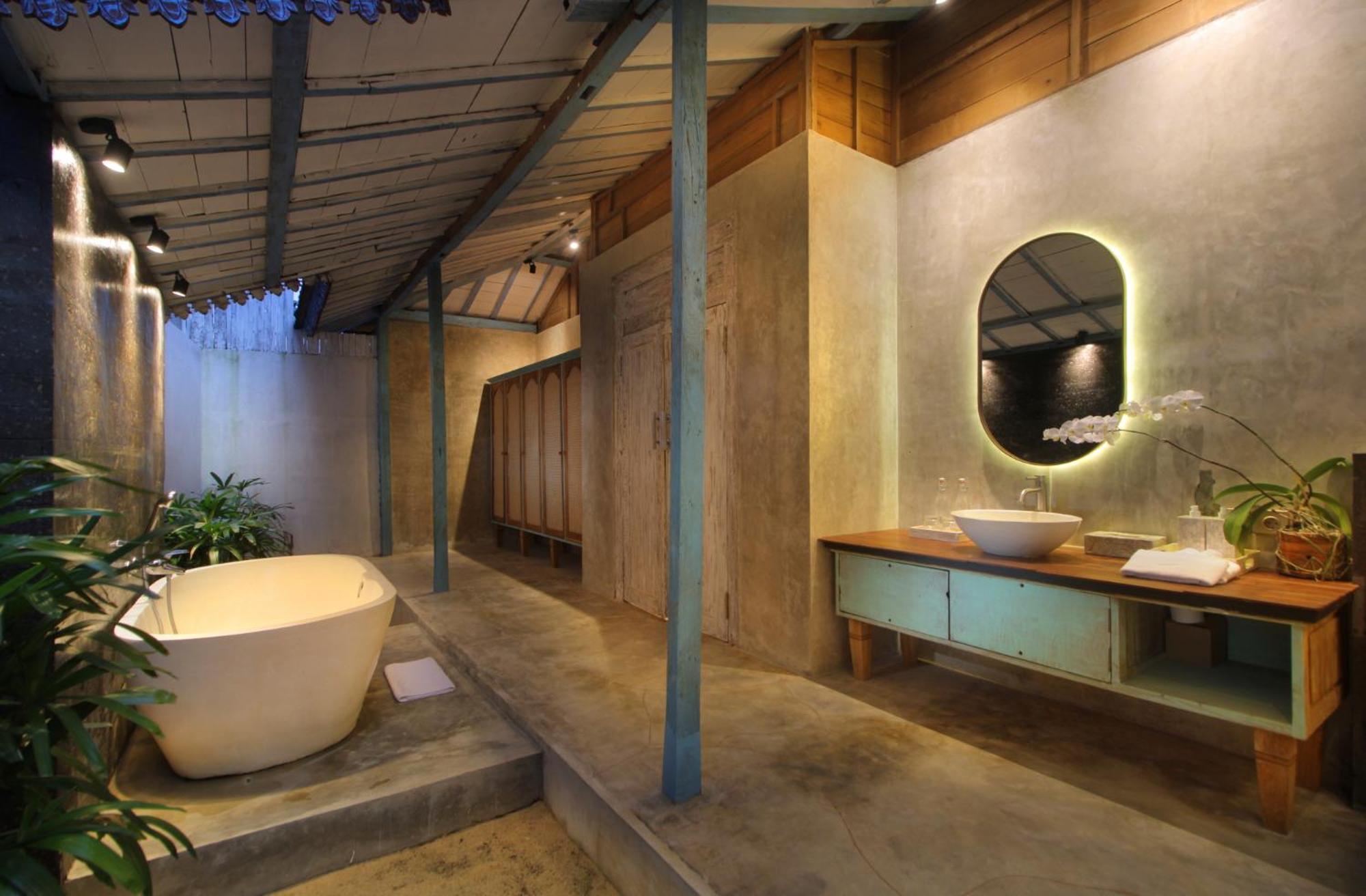Deluxe Suite - Photo 10