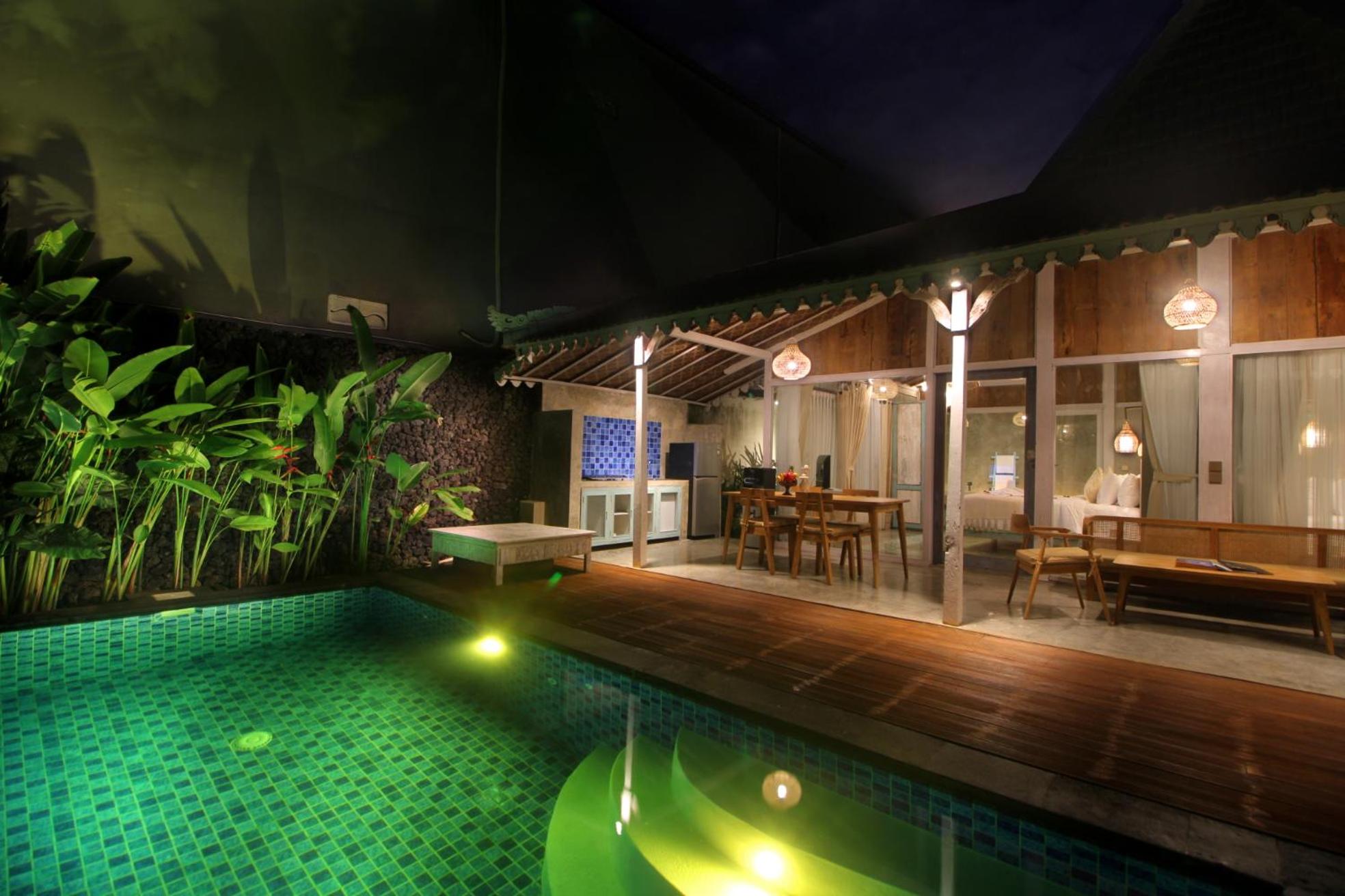 Two-Bedroom Villa - Photo 23