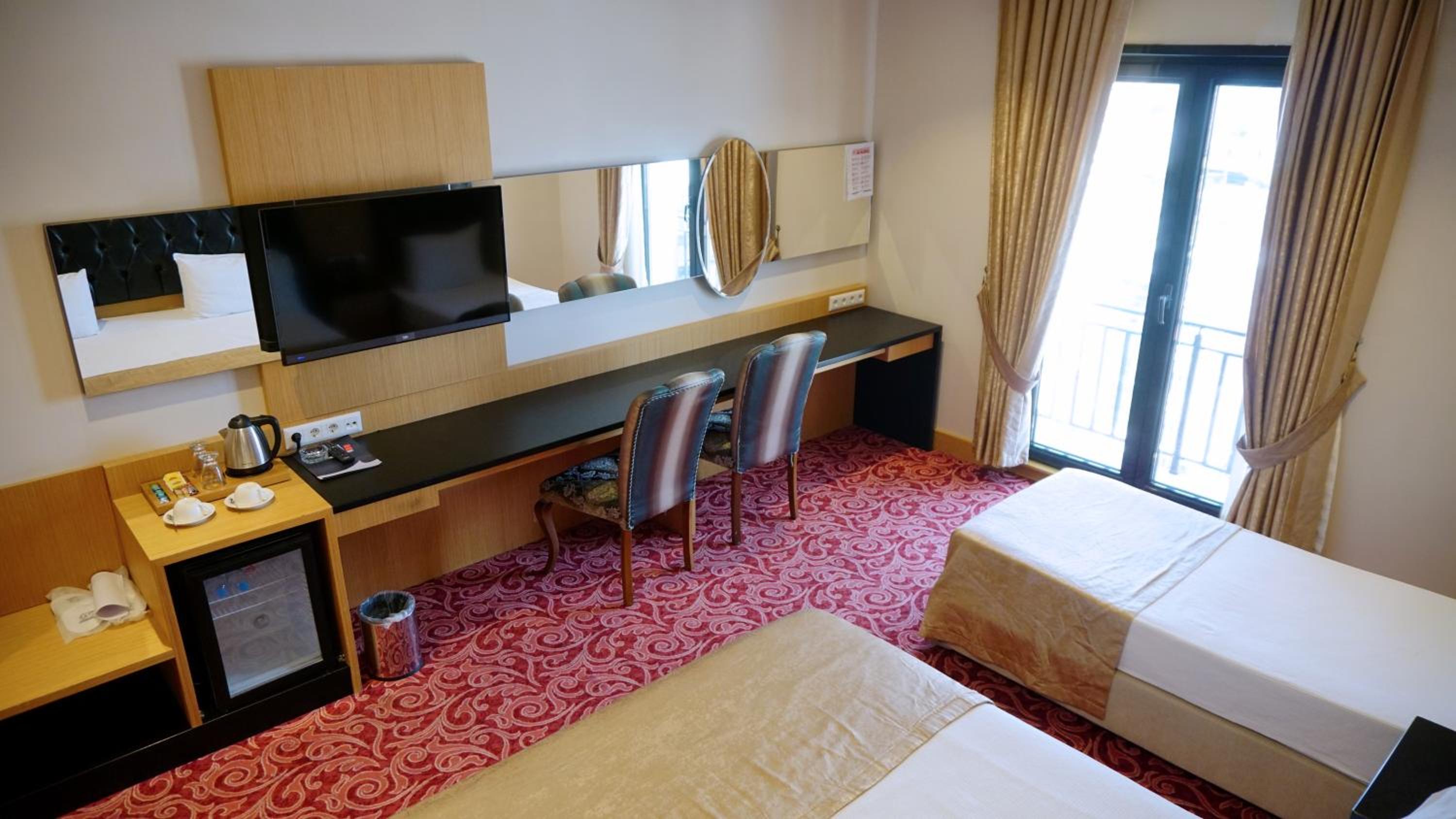 Triple Room with City View photo 3