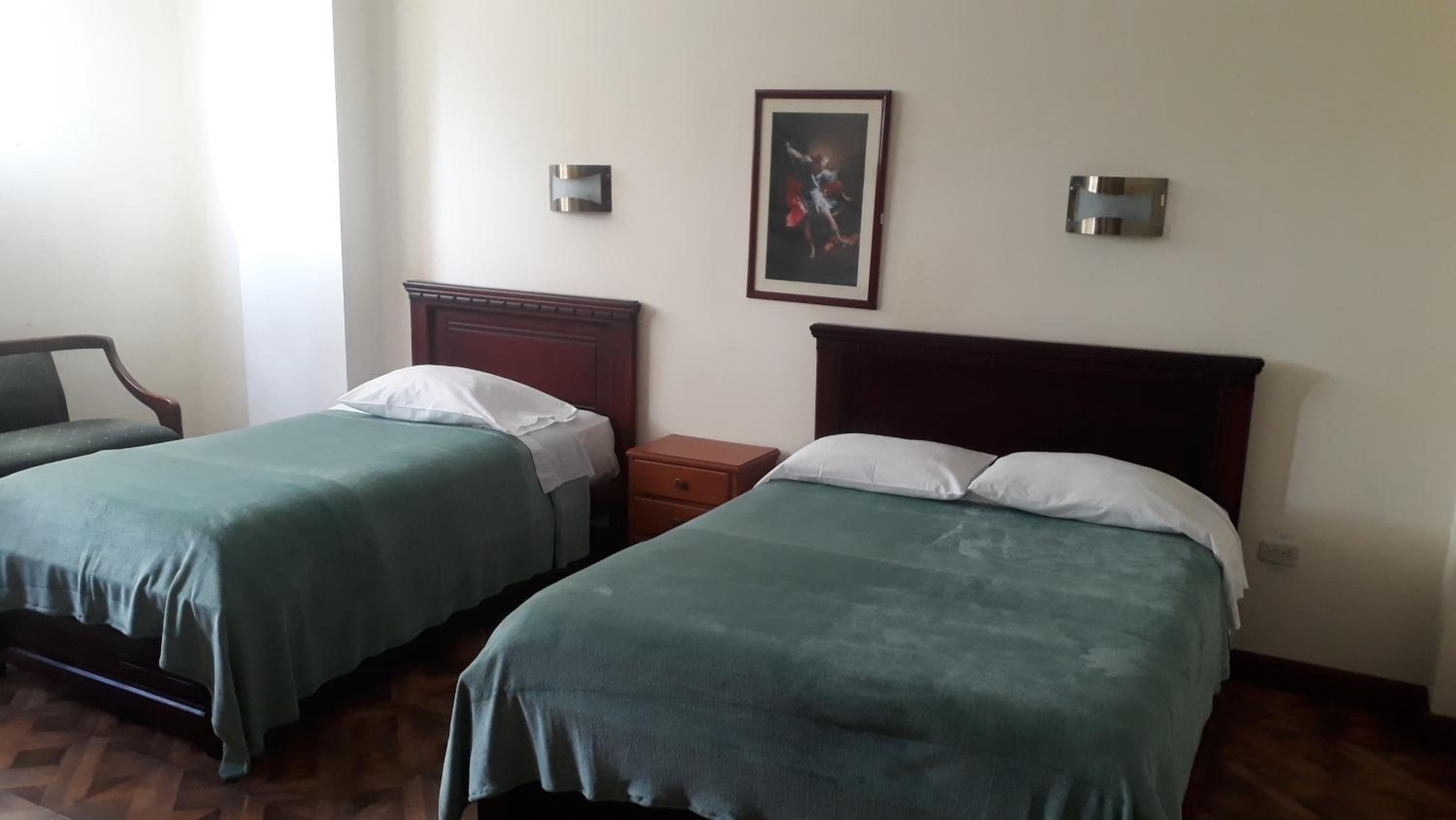 Twin Room with Private Bathroom