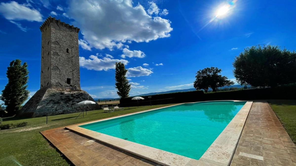 Villa photo 1