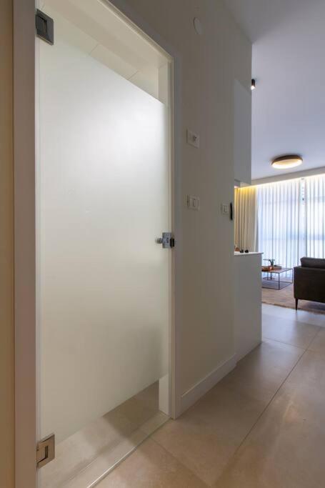 One-Bedroom Apartment - Photo 9