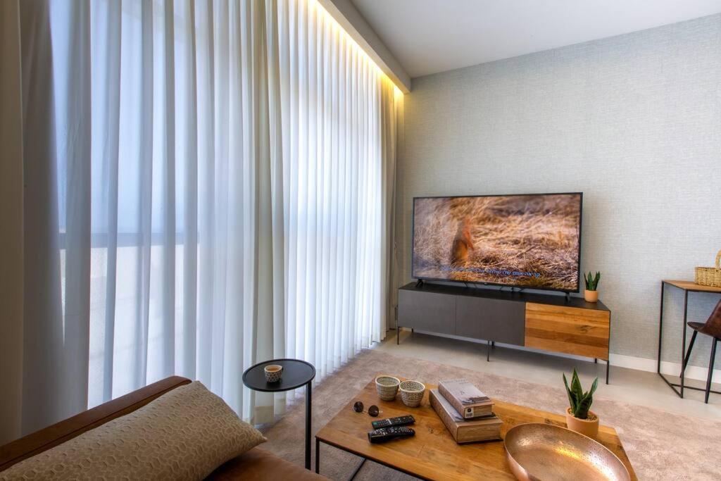 One-Bedroom Apartment - Photo 18