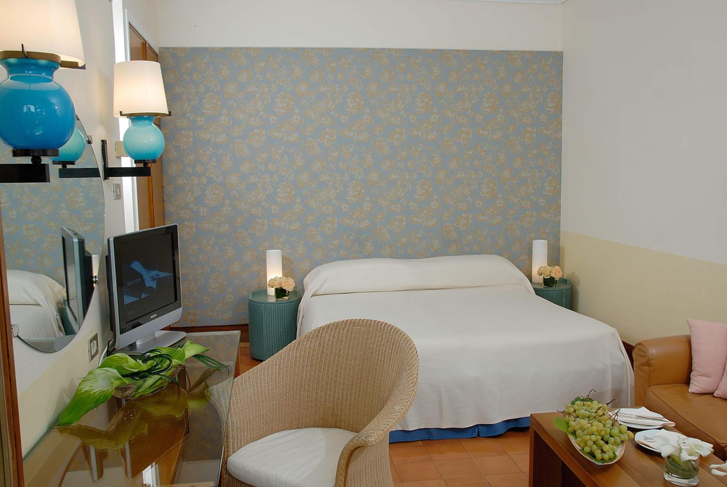 Double Room - Photo 5