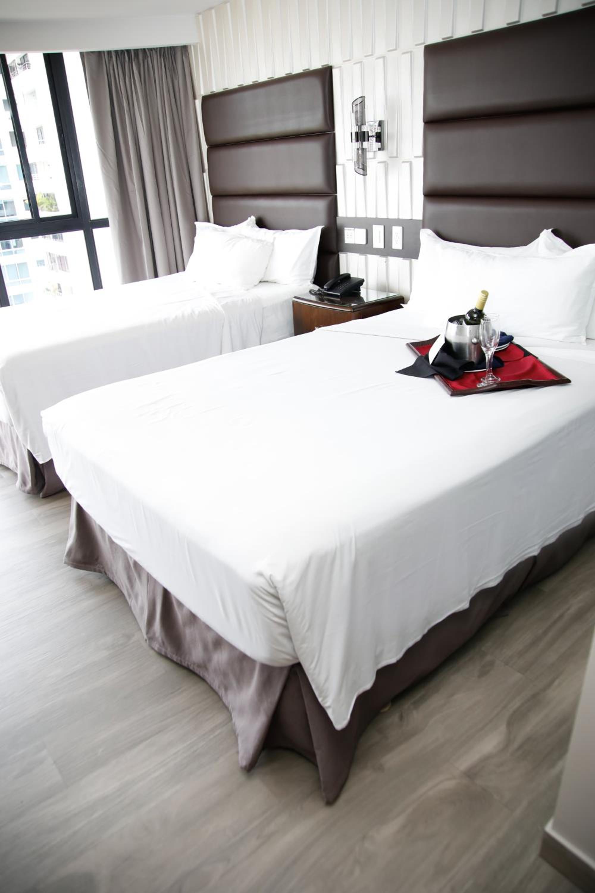 Superior Double Room with Bay View photo 2