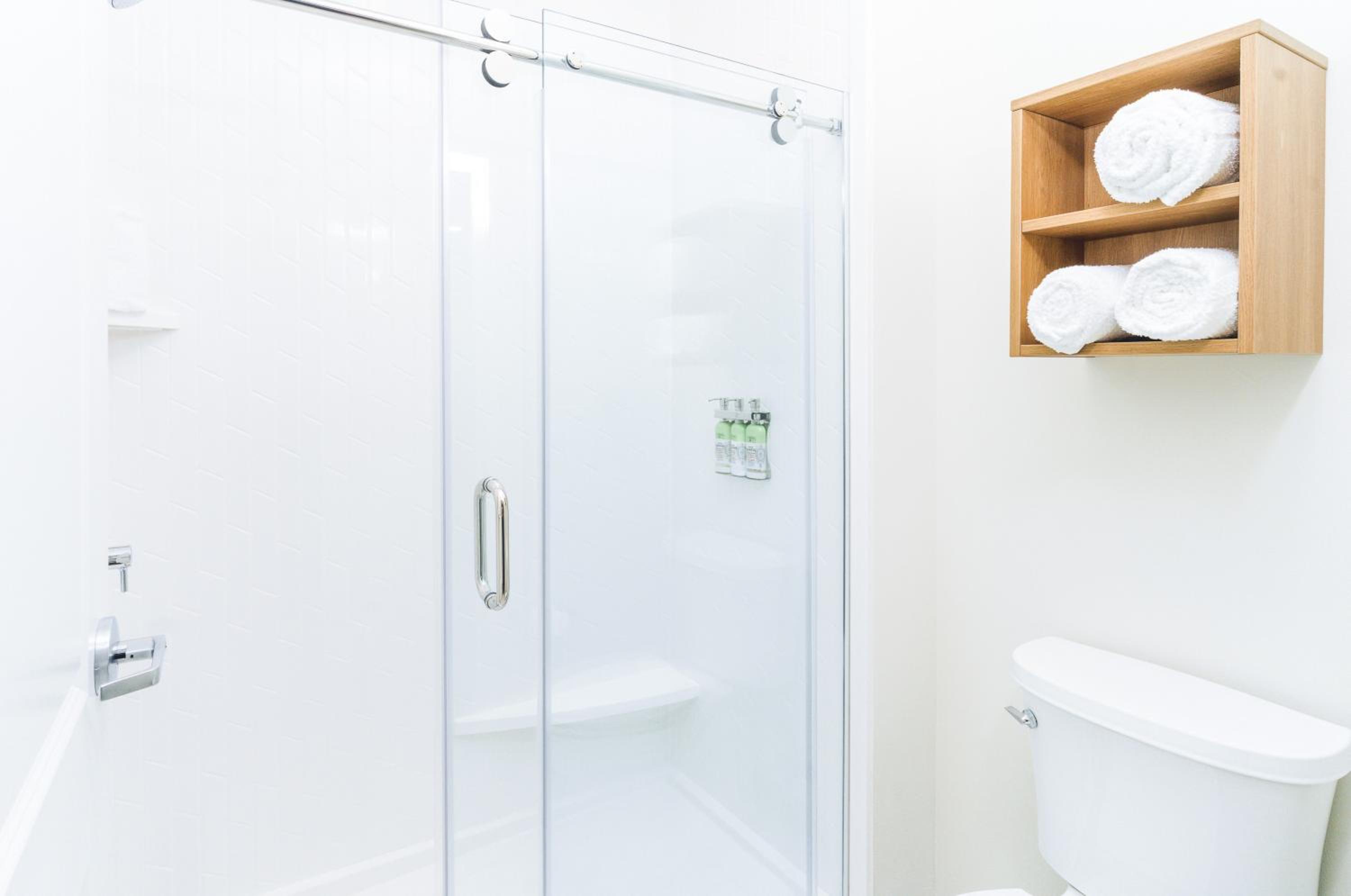 King Studio Suite - Photo 14