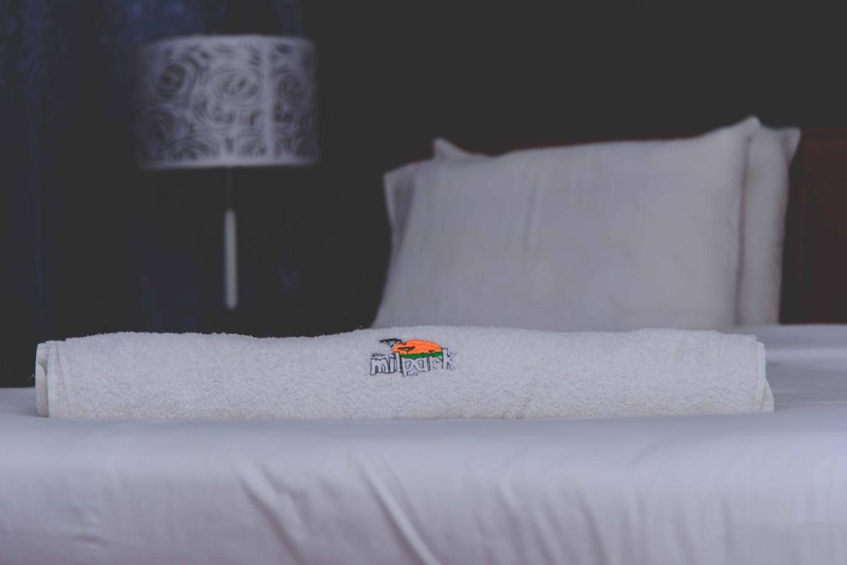 Deluxe King Room photo 1