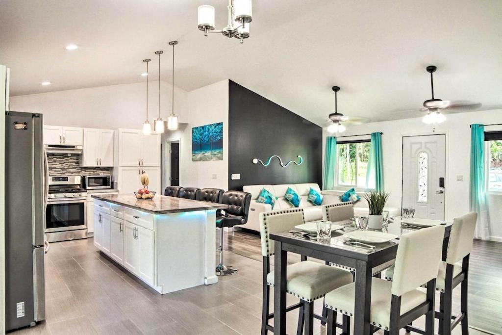 Three-Bedroom House photo 1
