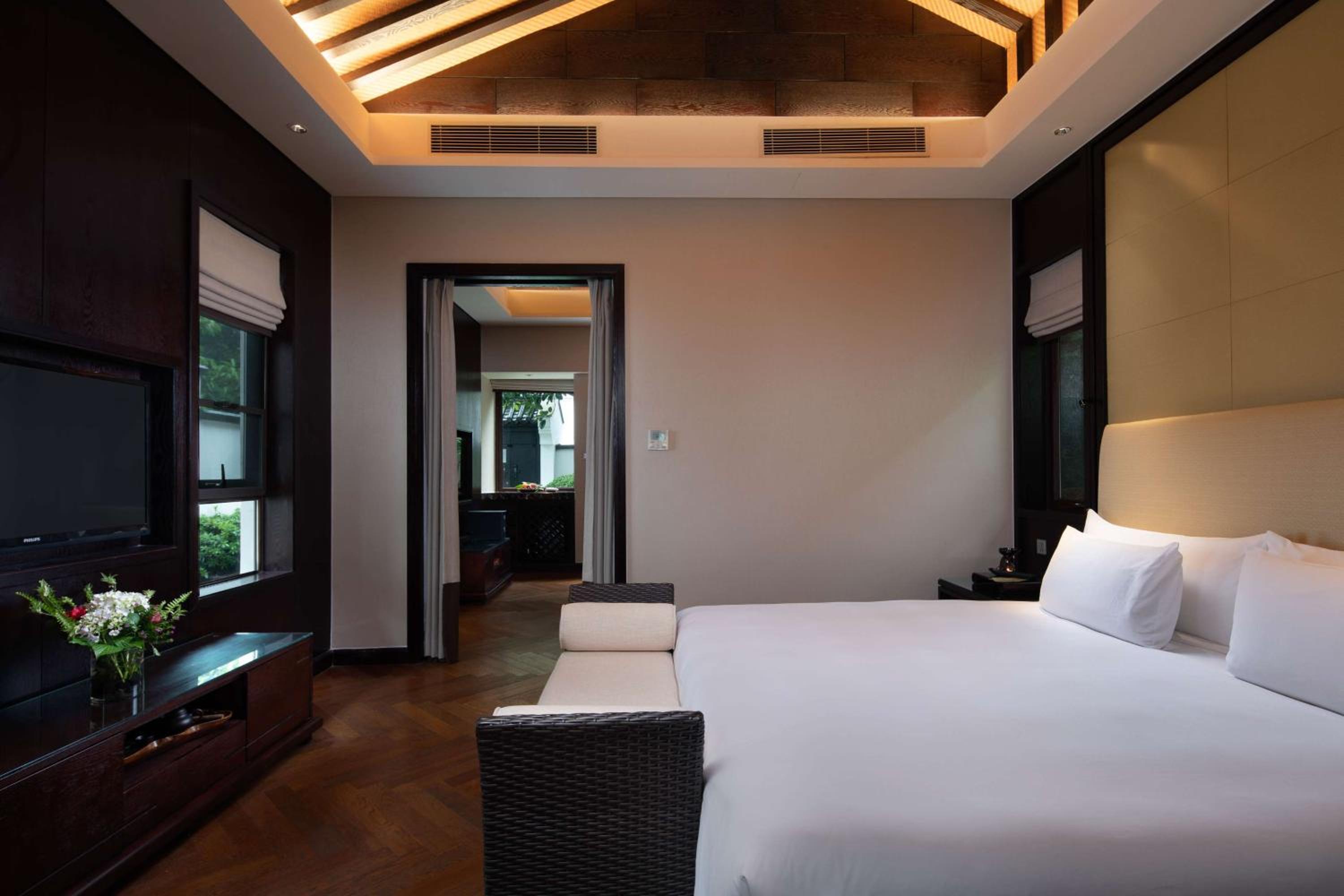 Hot Spring Garden Villa