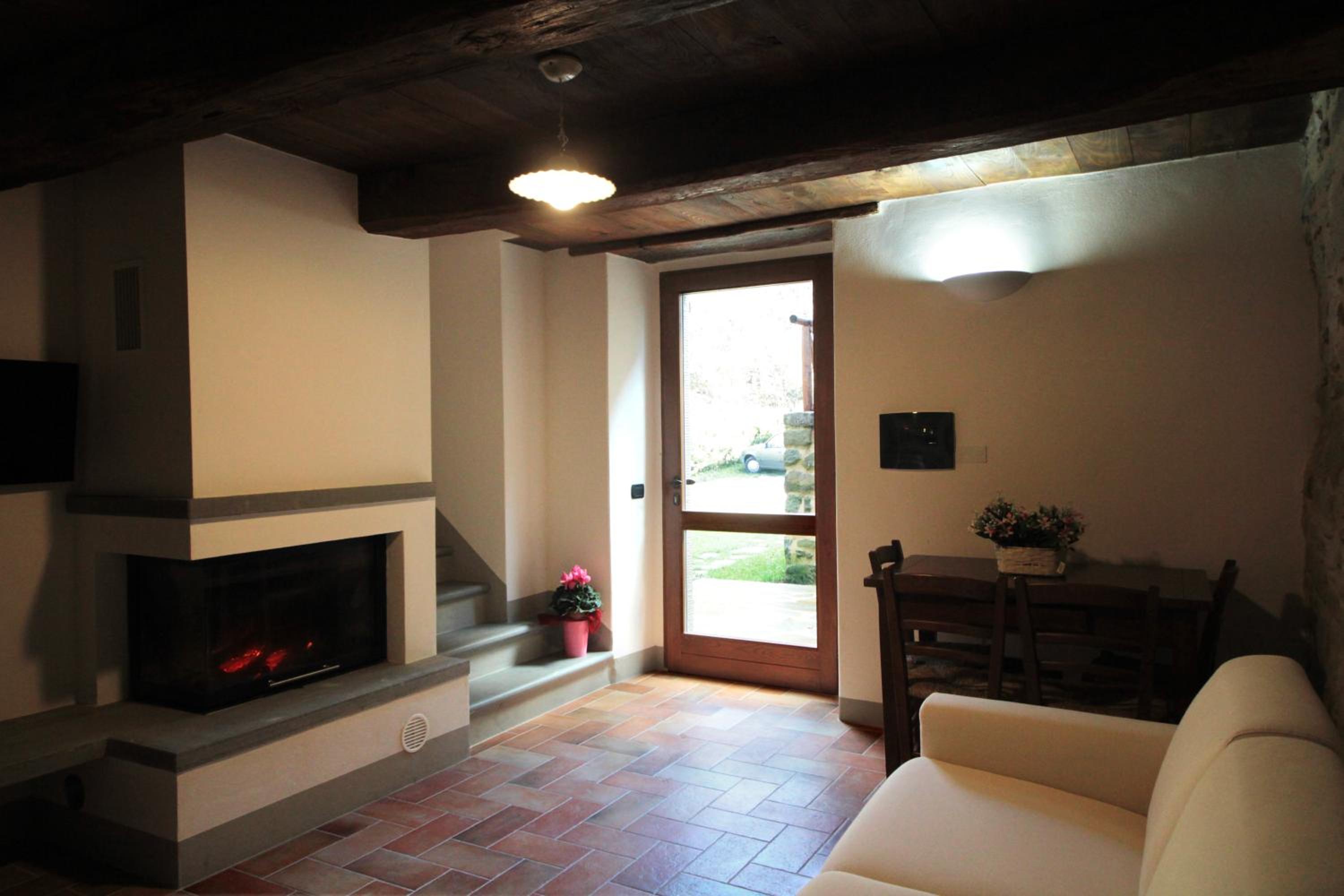 Apartment - Split Level photo 3