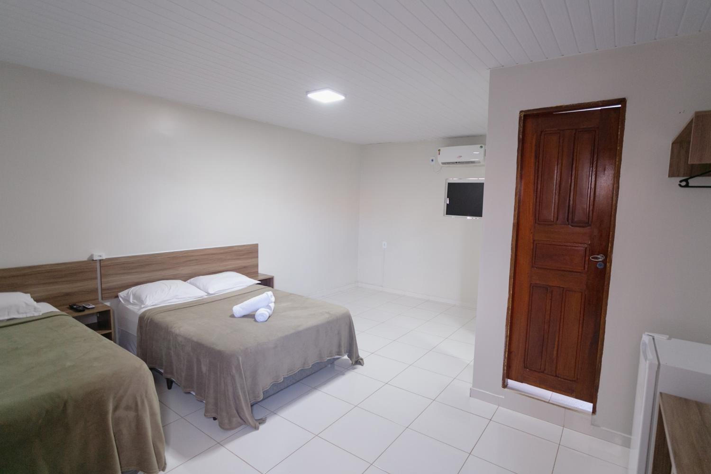 Triple Room - Photo 9