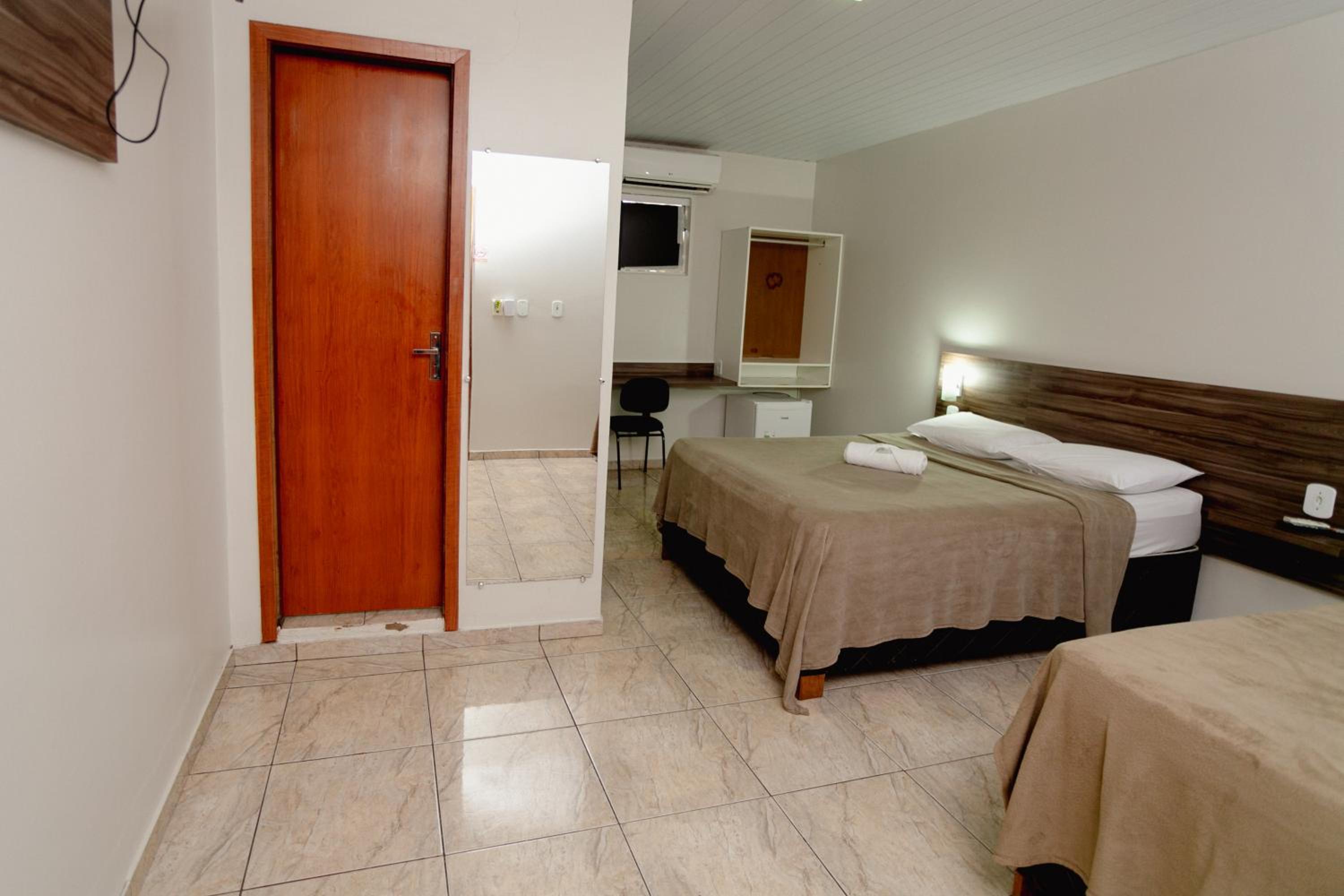 Triple Room - Photo 6
