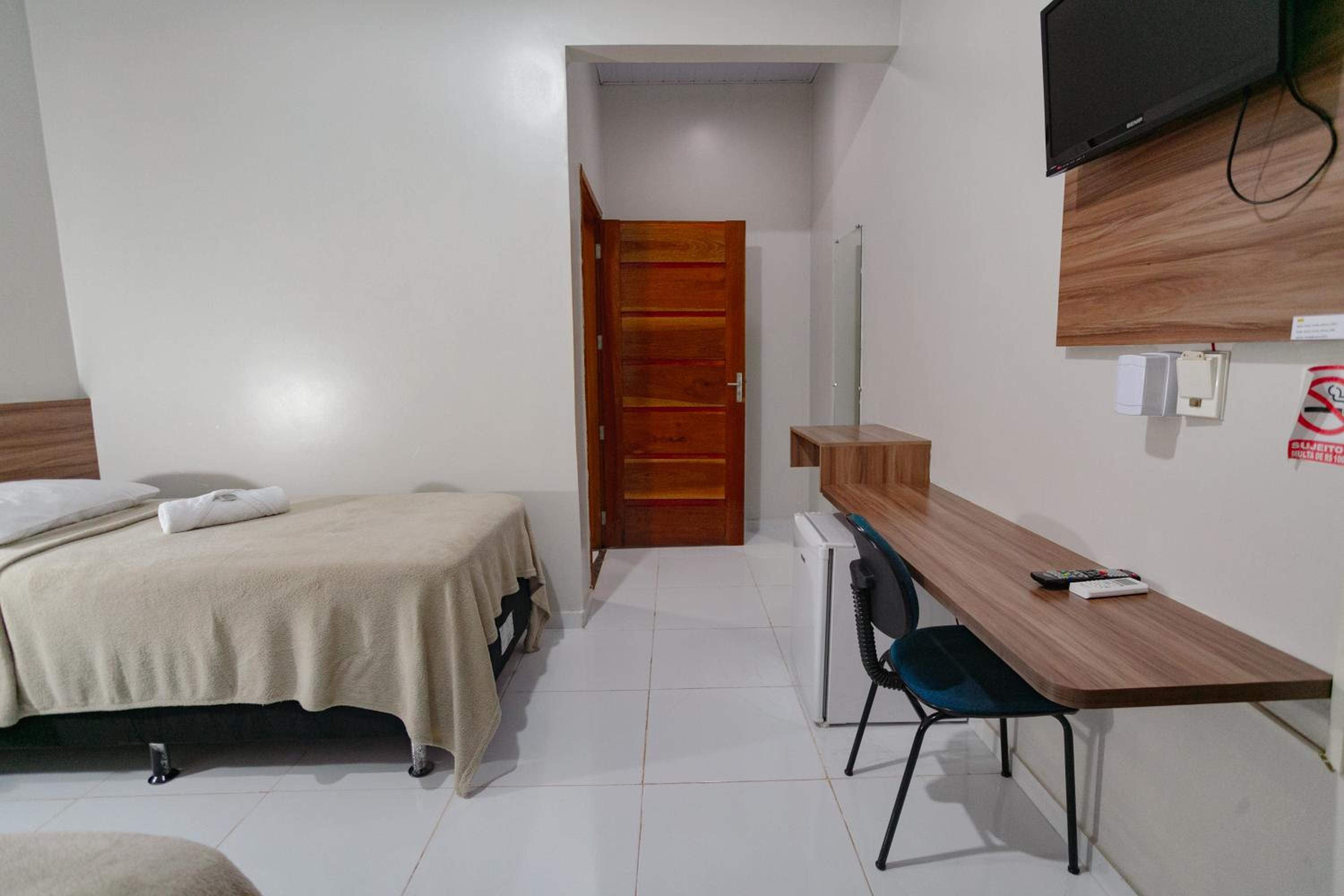 Double Room - Photo 2
