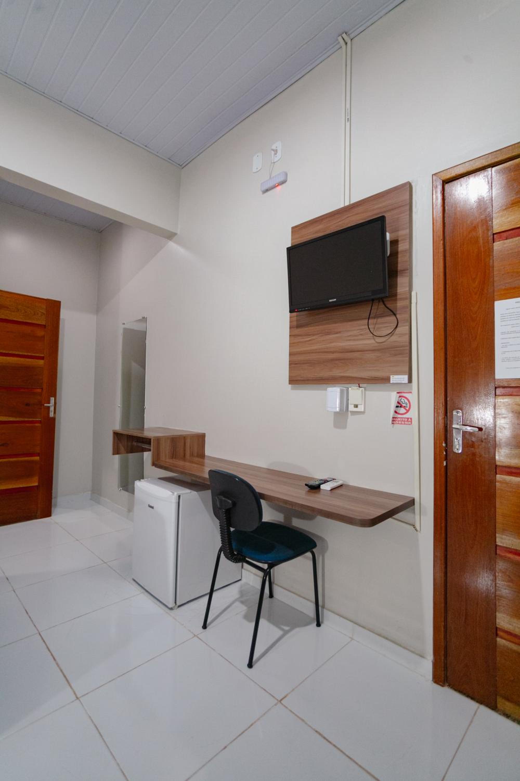 Double Room - Photo 5