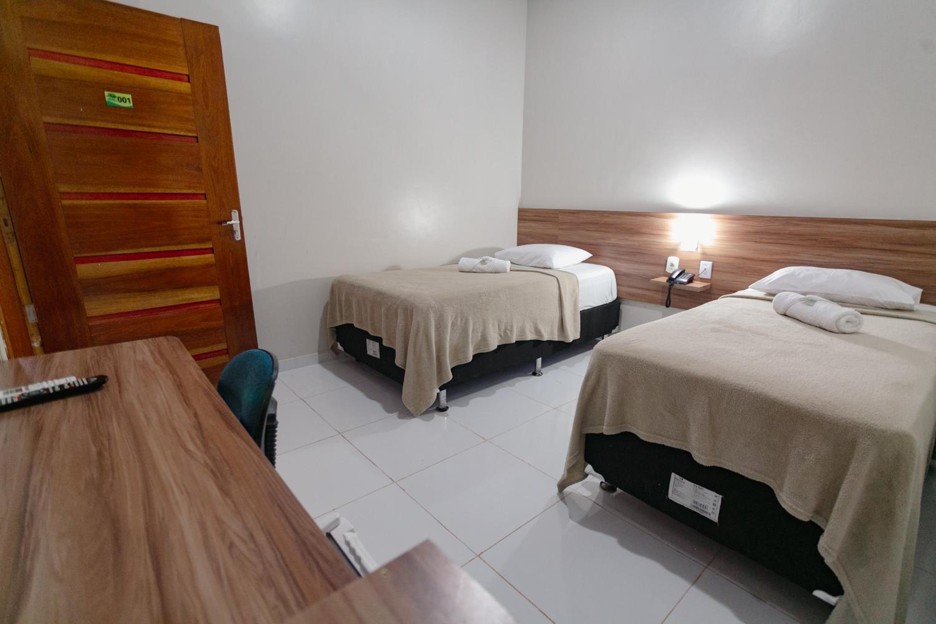 Double Room - Photo 7