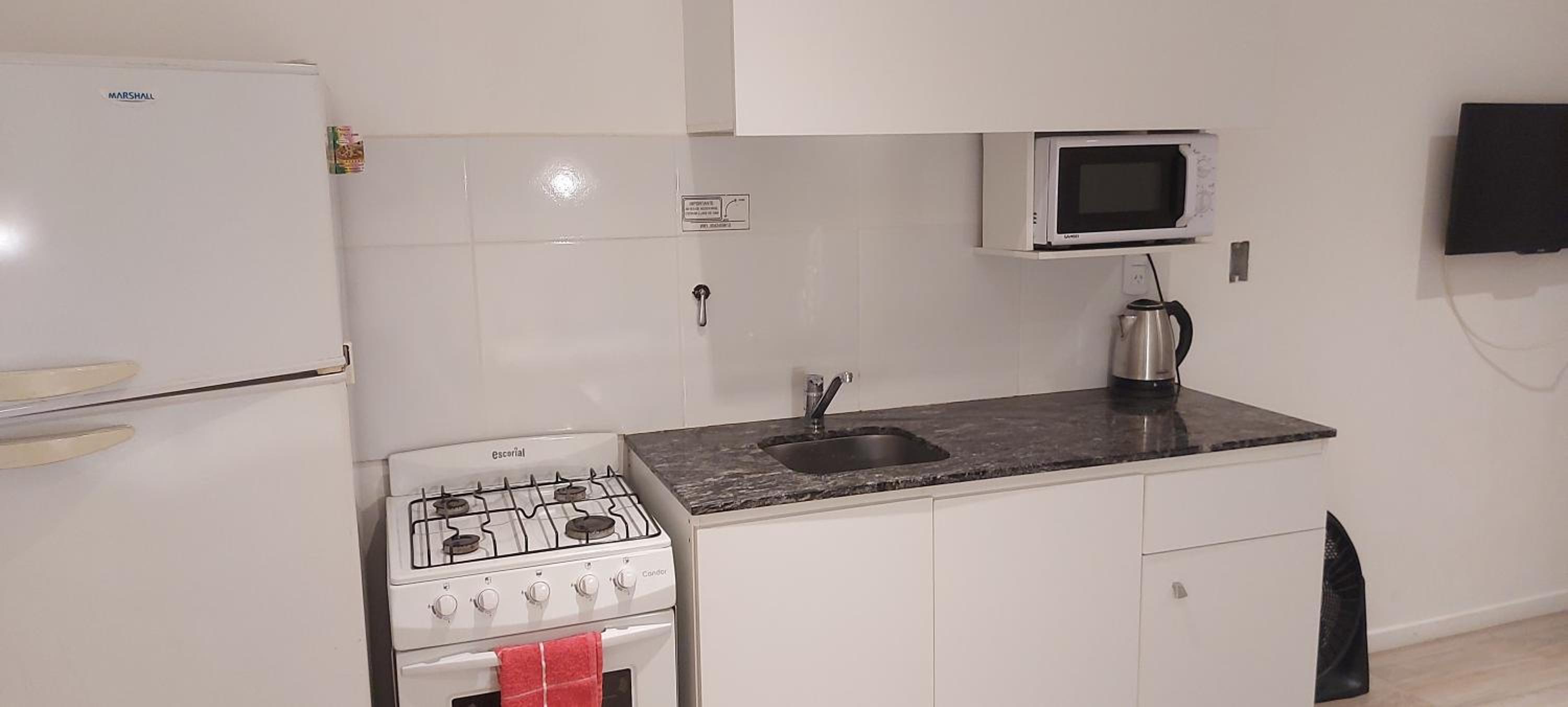 Apartment photo 2