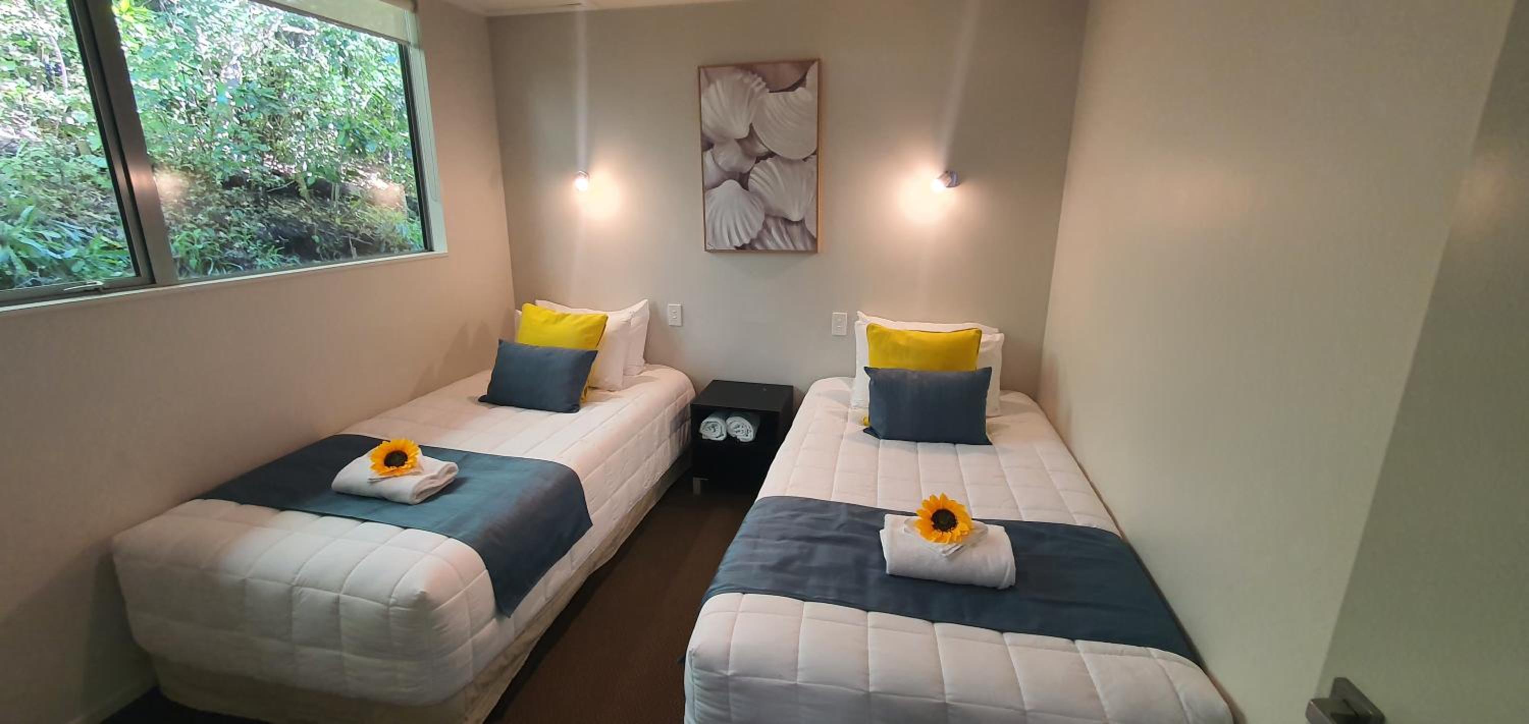 Two-Bedroom House - Photo 8