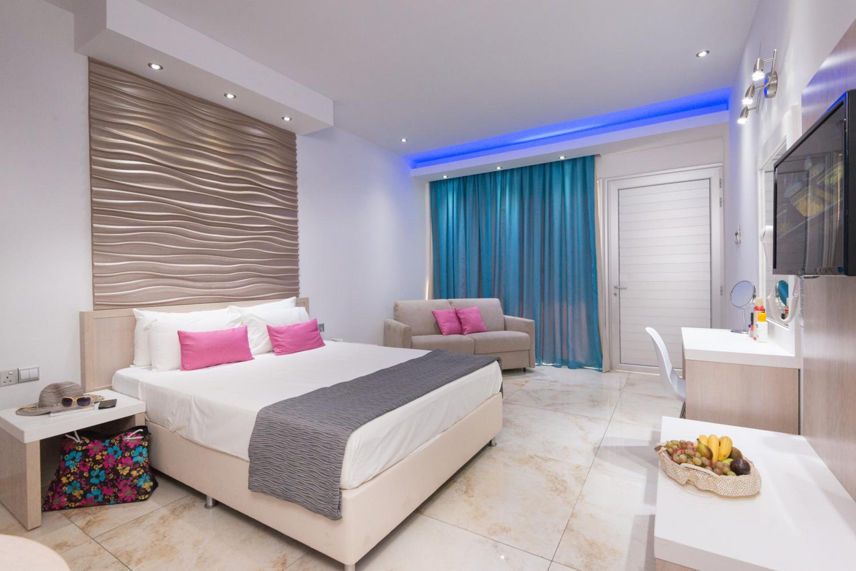 Luxury Room photo 2