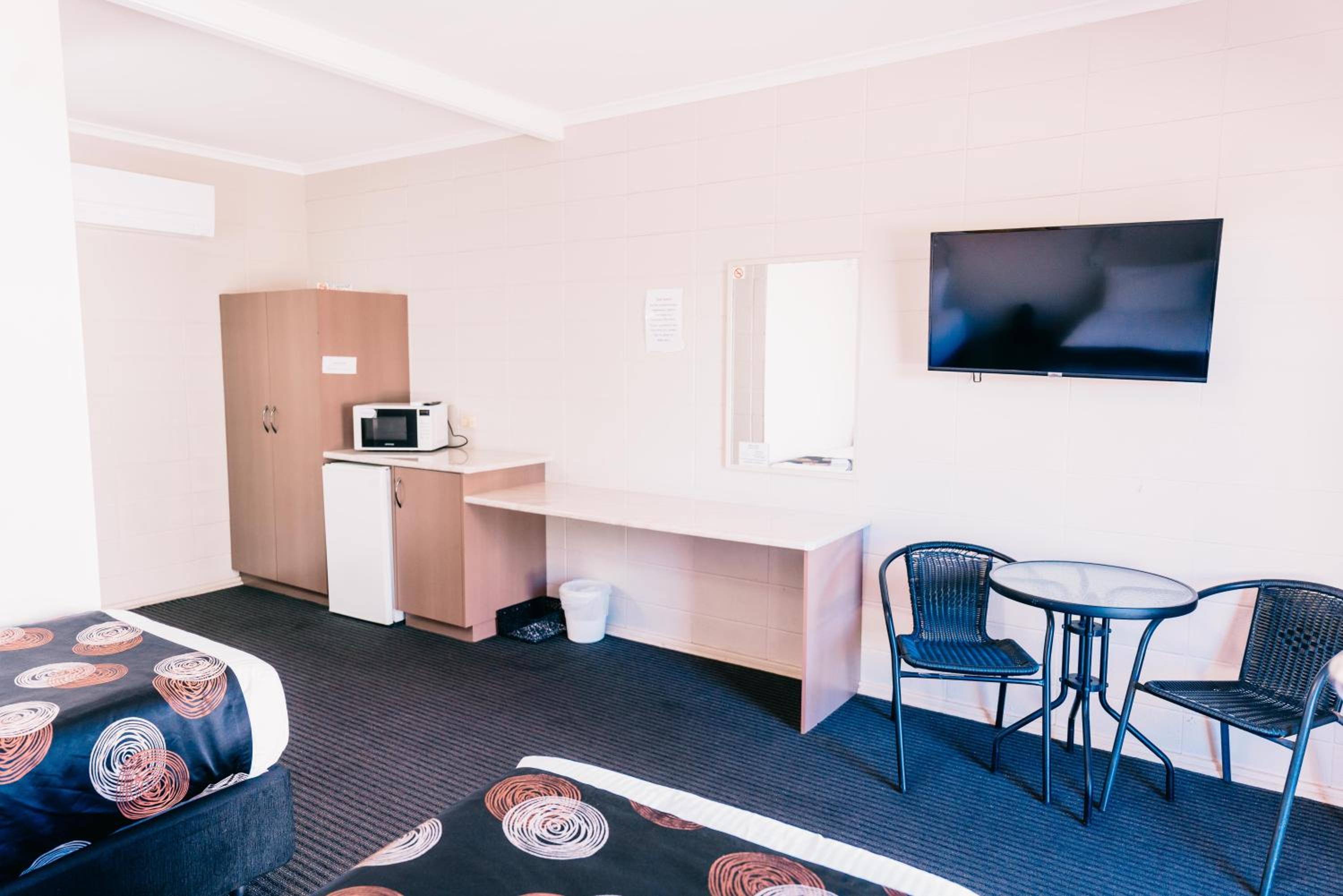 Twin Room - Photo 1