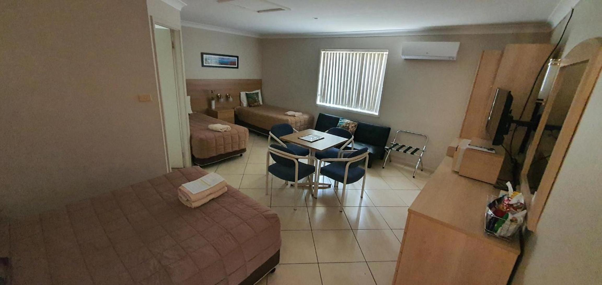 Family Room photo 2