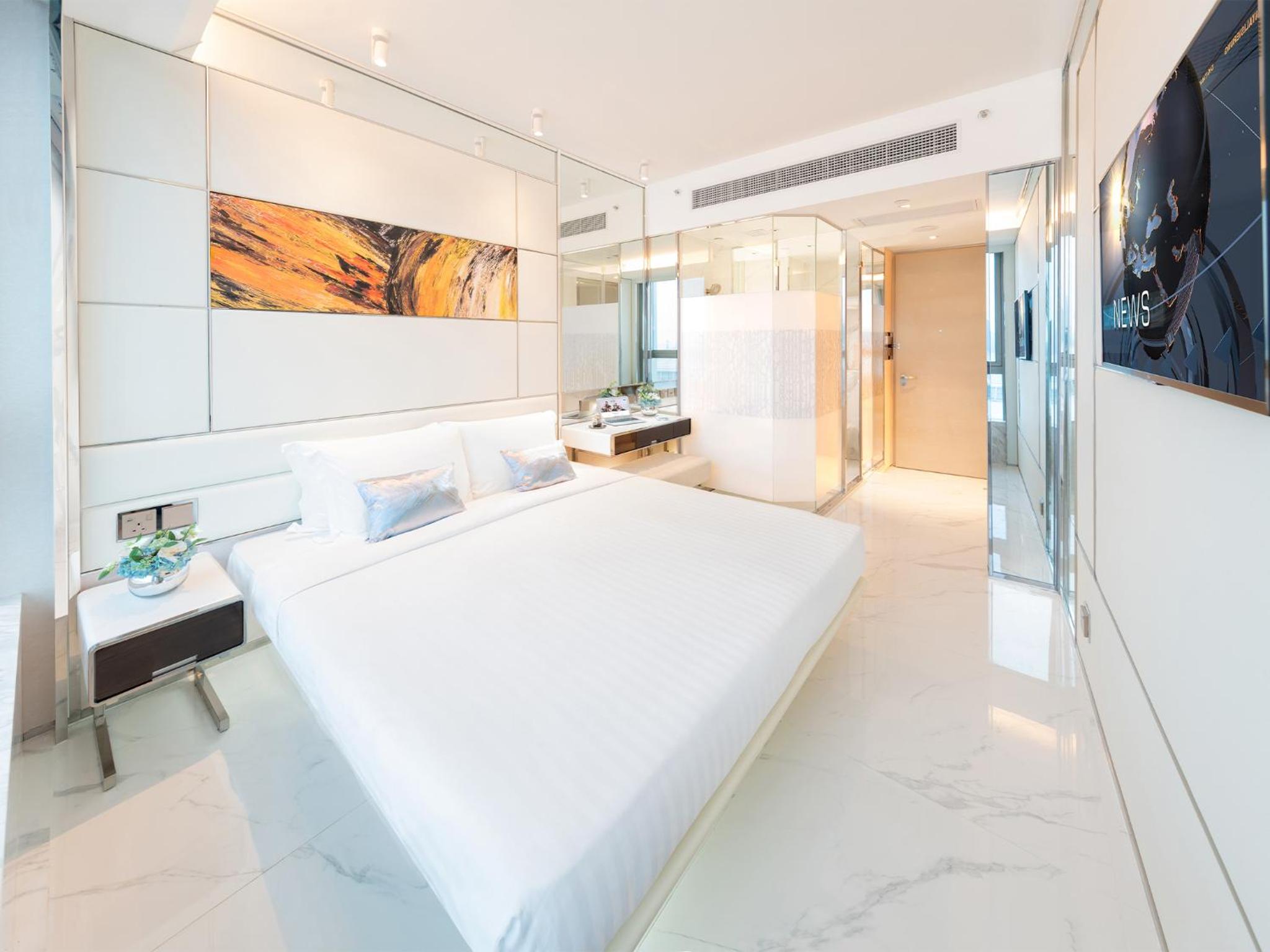 Theme / Family Suite