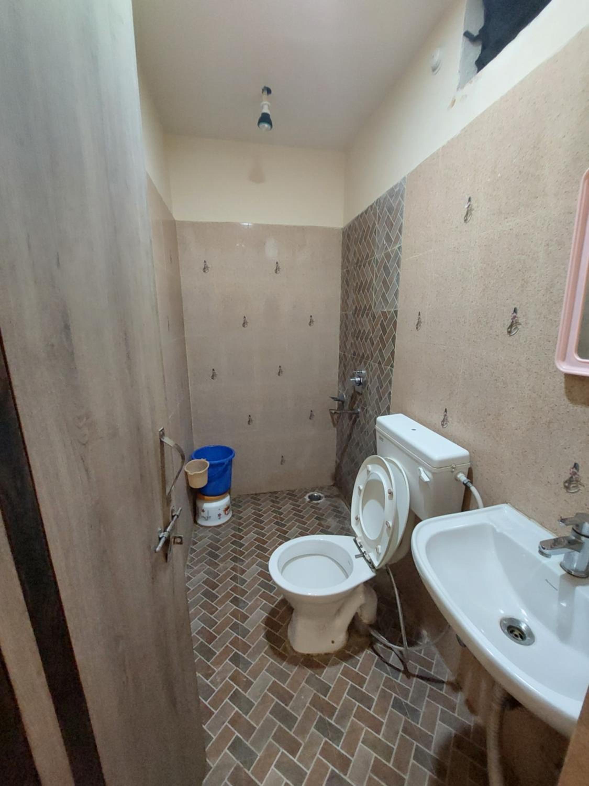 Standard Double Room with Fan photo 3