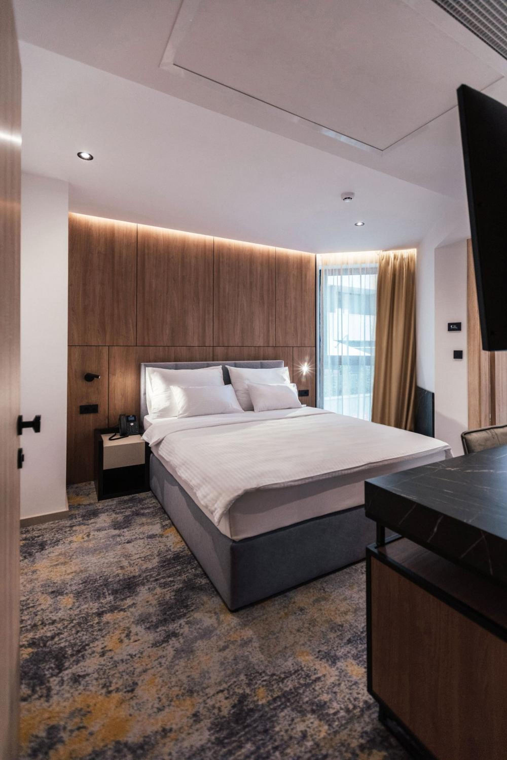 Classic Single Room