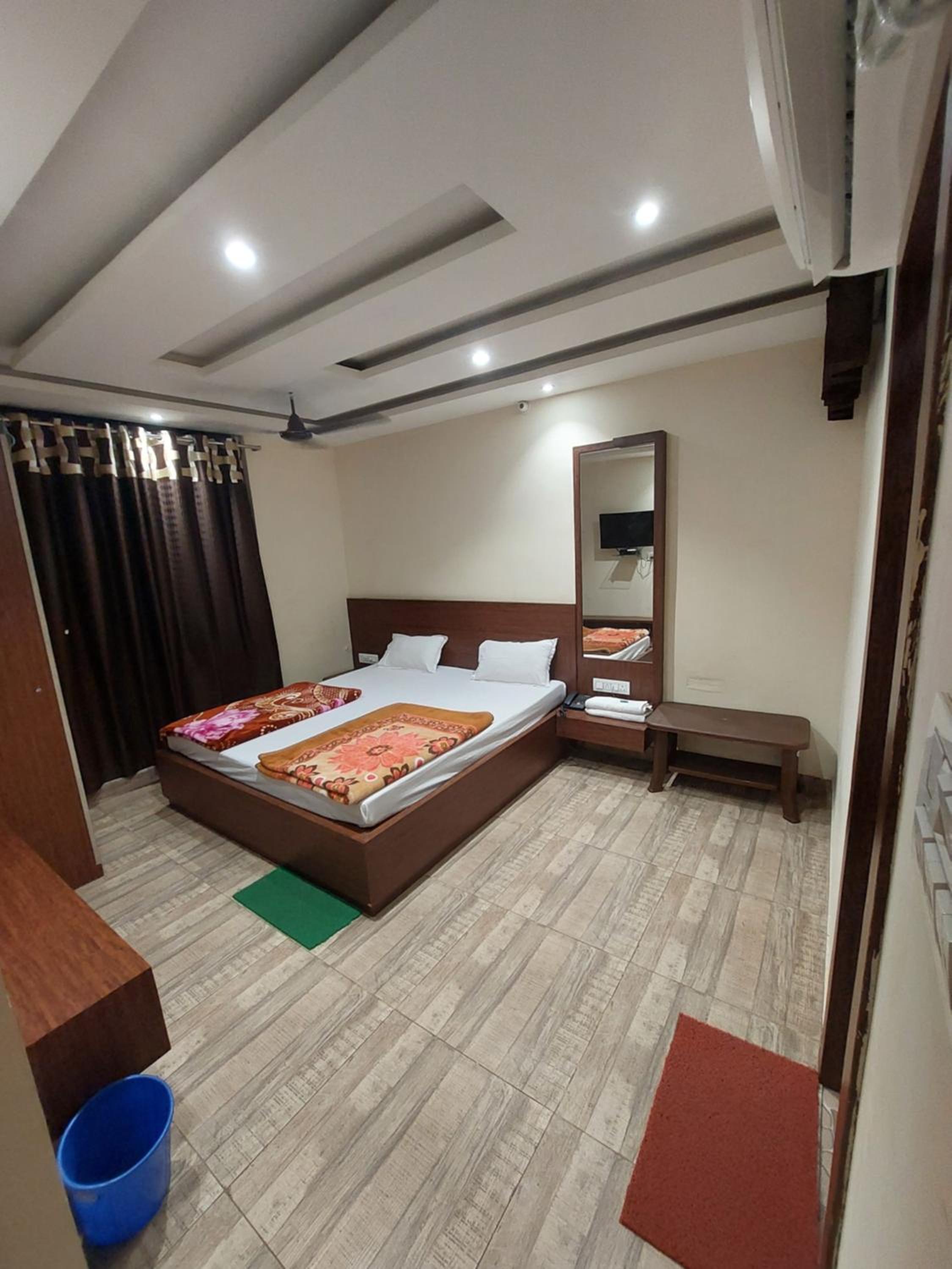 Deluxe Double Room photo 2