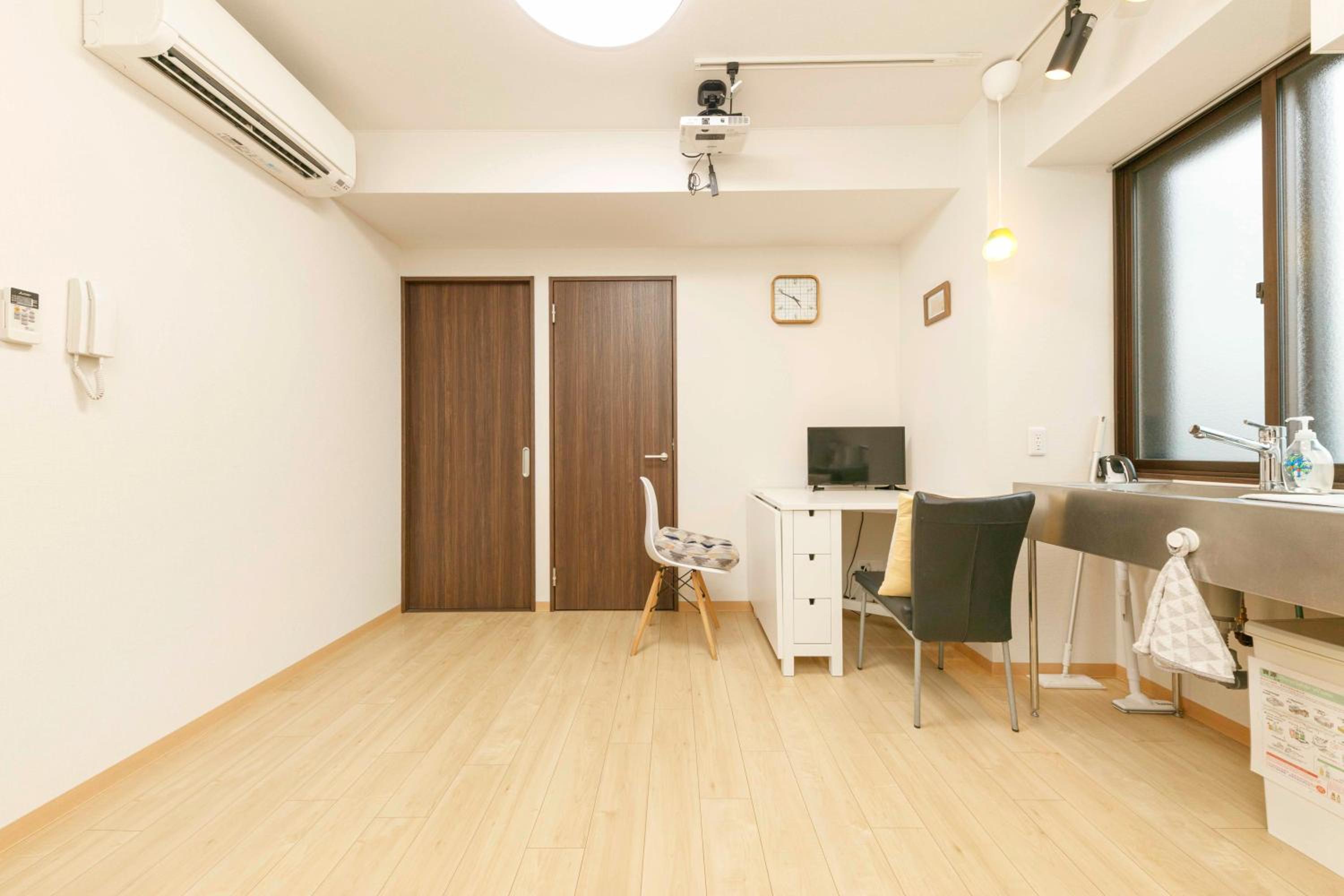 Apartment photo 1
