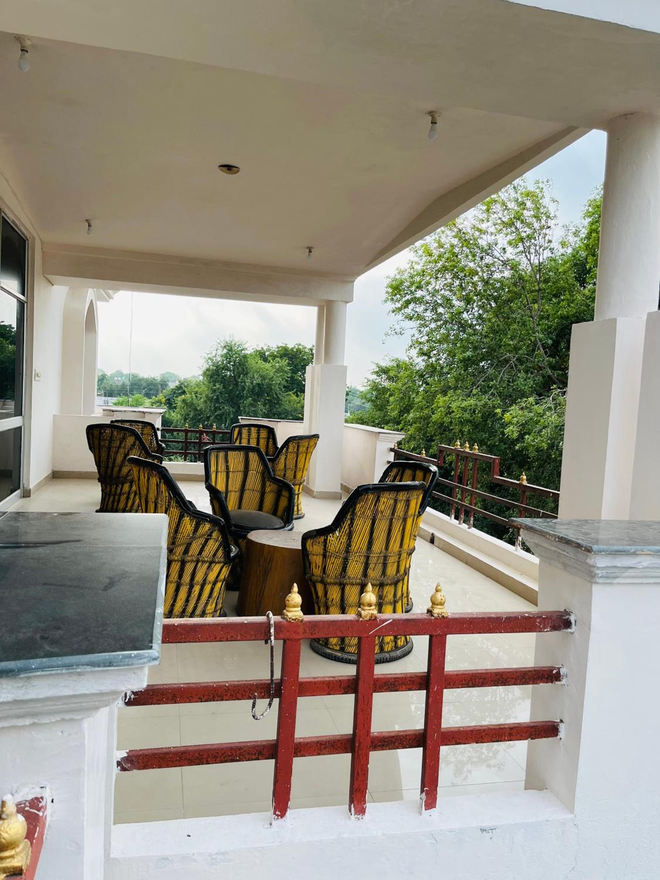 Deluxe Double or Twin Room - Photo 8