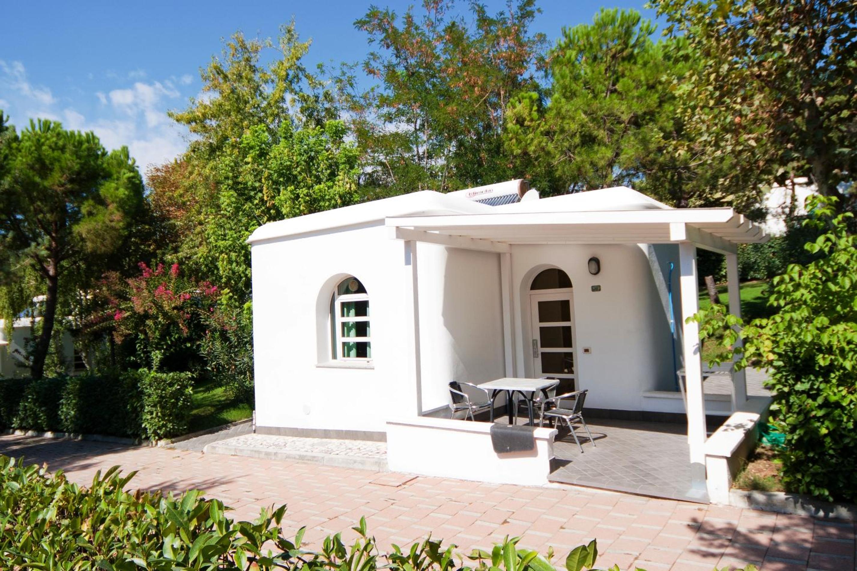 Standard Bungalow - Photo 6