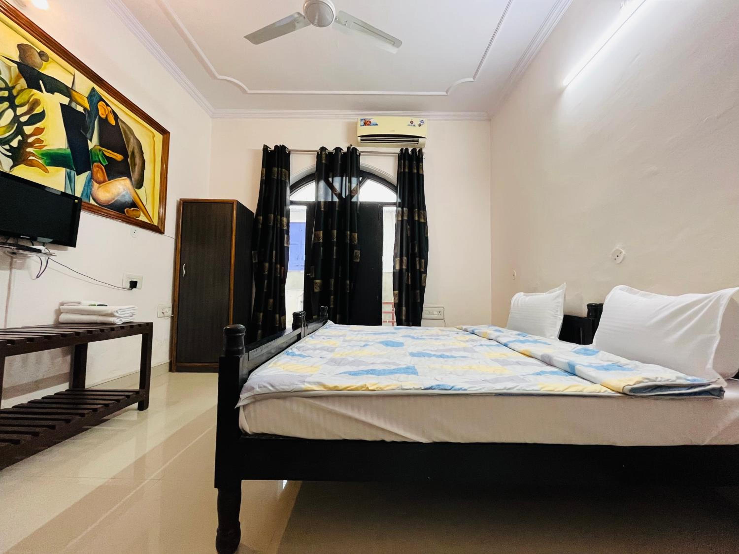 Deluxe Double or Twin Room - Photo 4