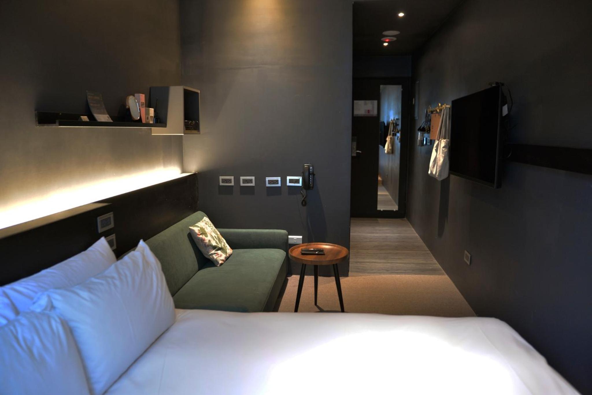 Small Double Room photo 2