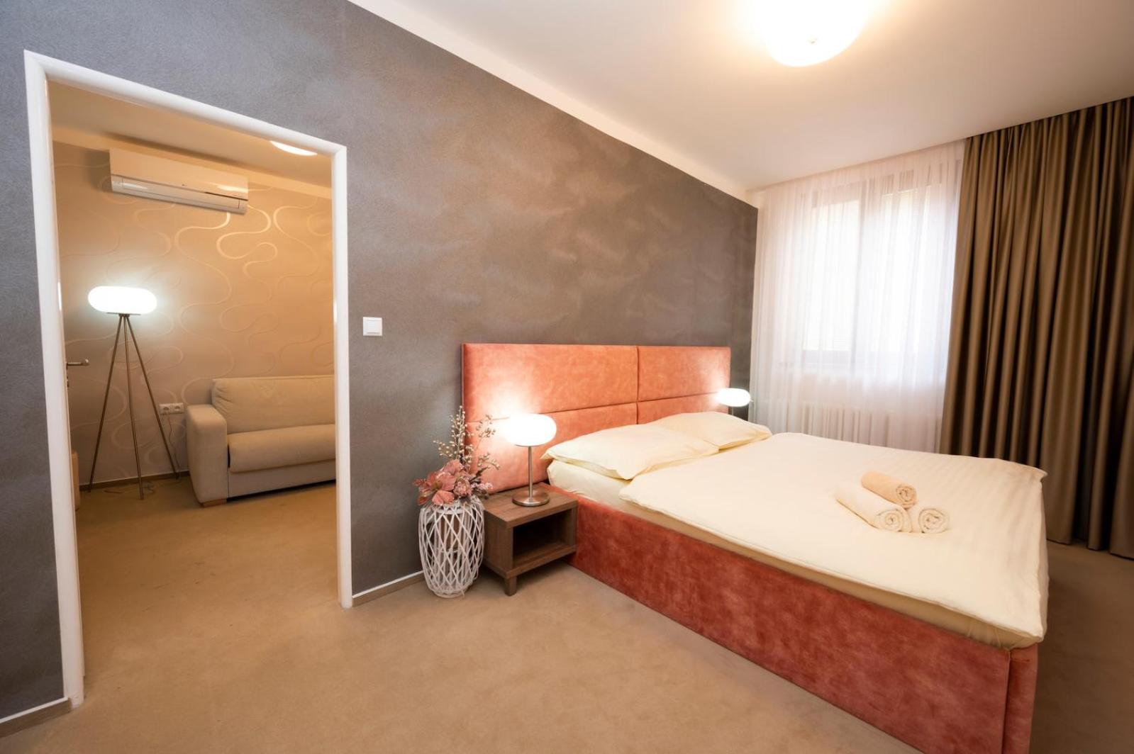 One-Bedroom Apartment - Photo 10