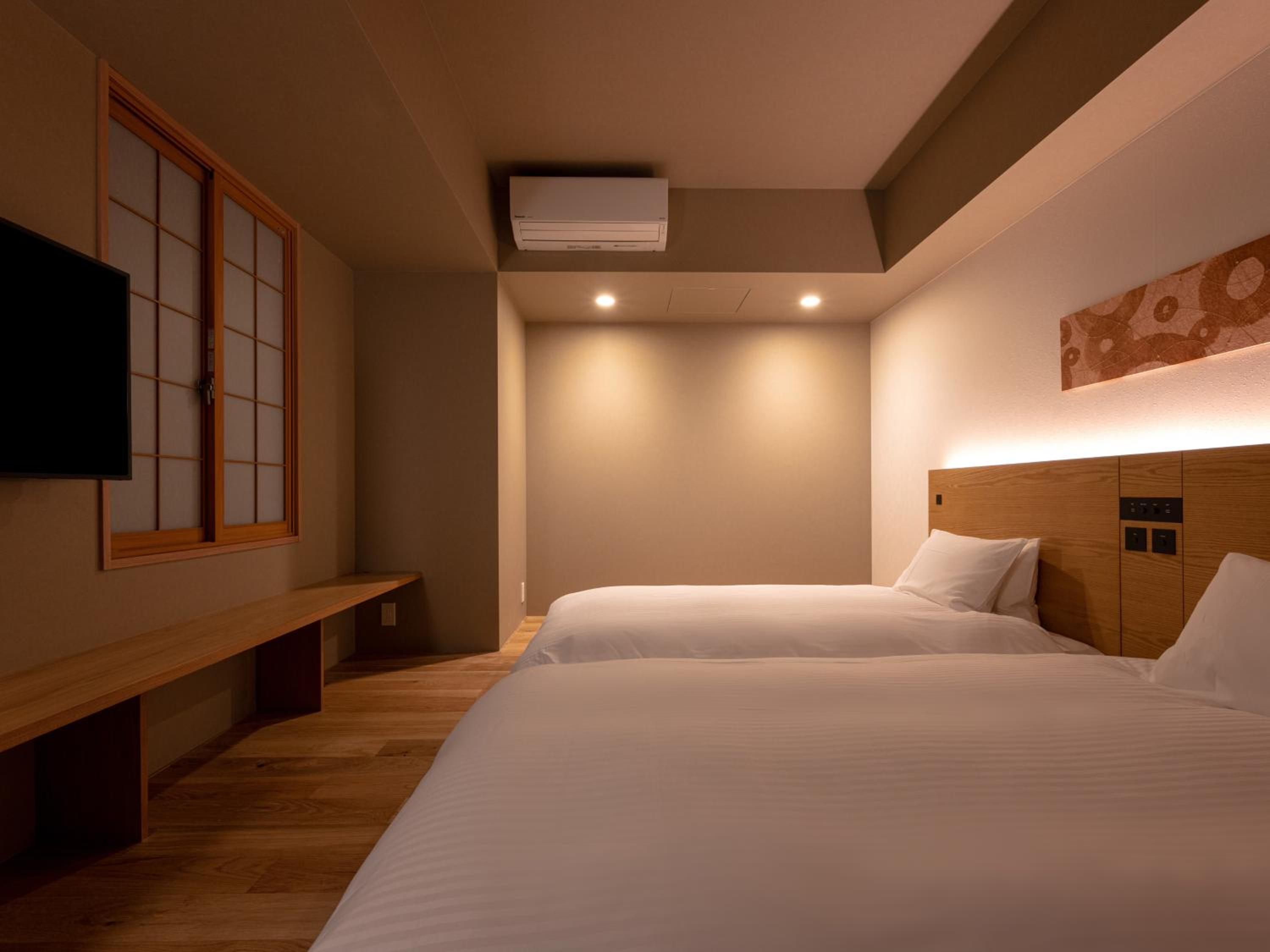 Premium Two-Bedroom Suite photo 2