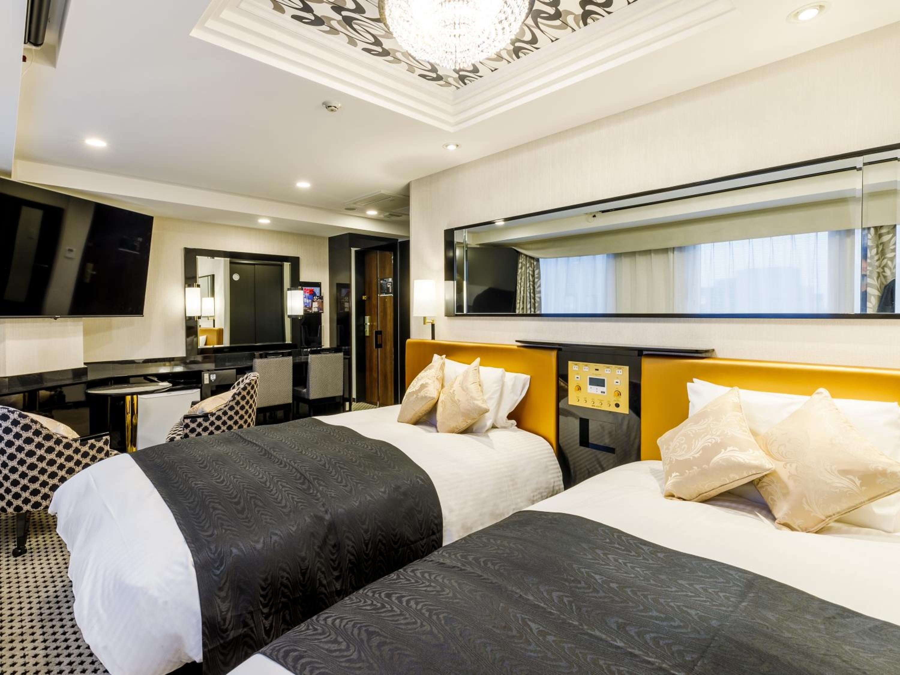 Deluxe Twin Room