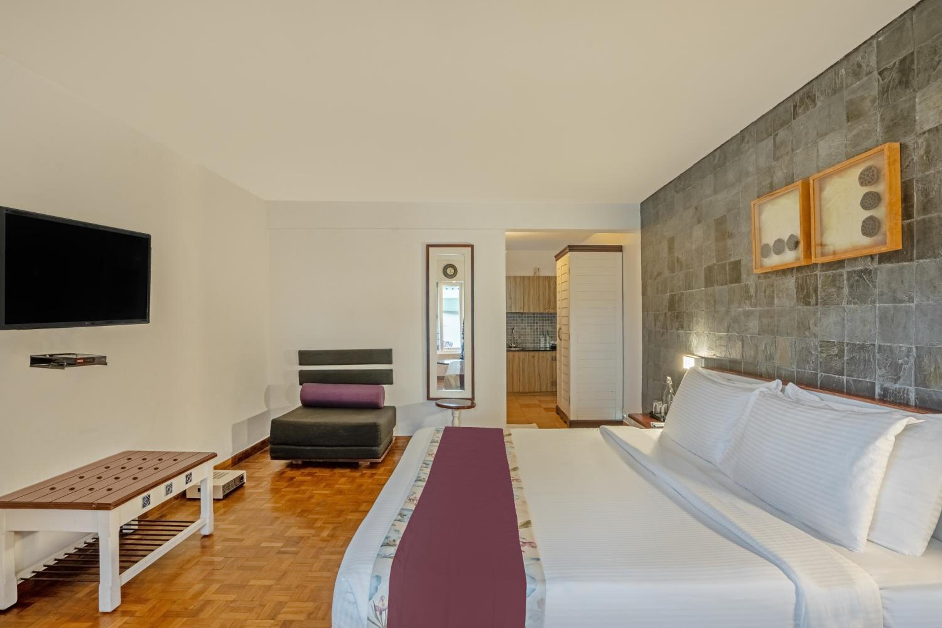 Premier Room - Photo 1