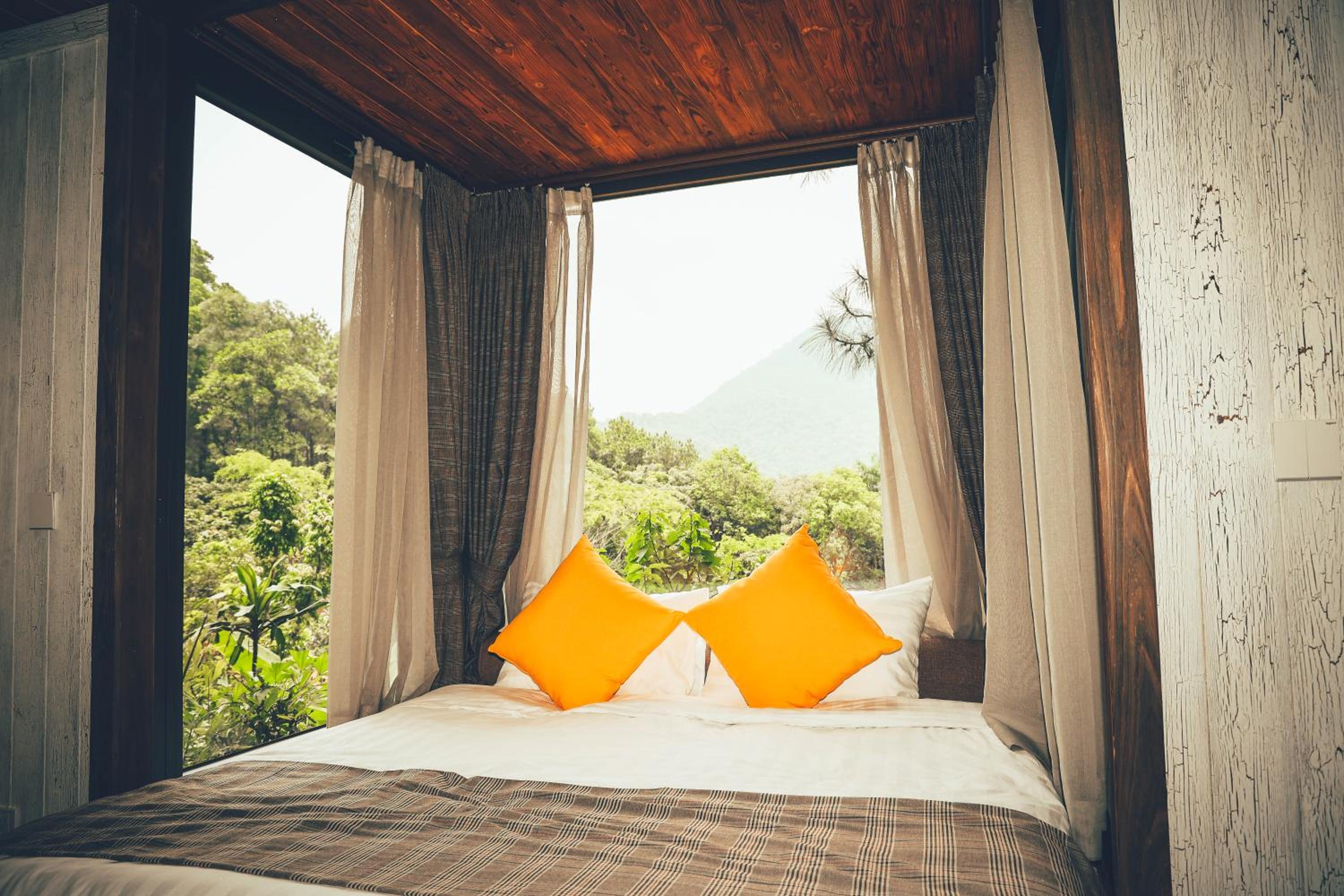 Deluxe Bungalow - Photo 6