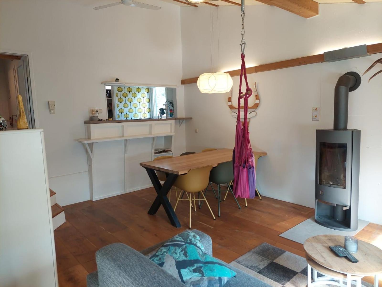 Two-Bedroom House - Photo 6