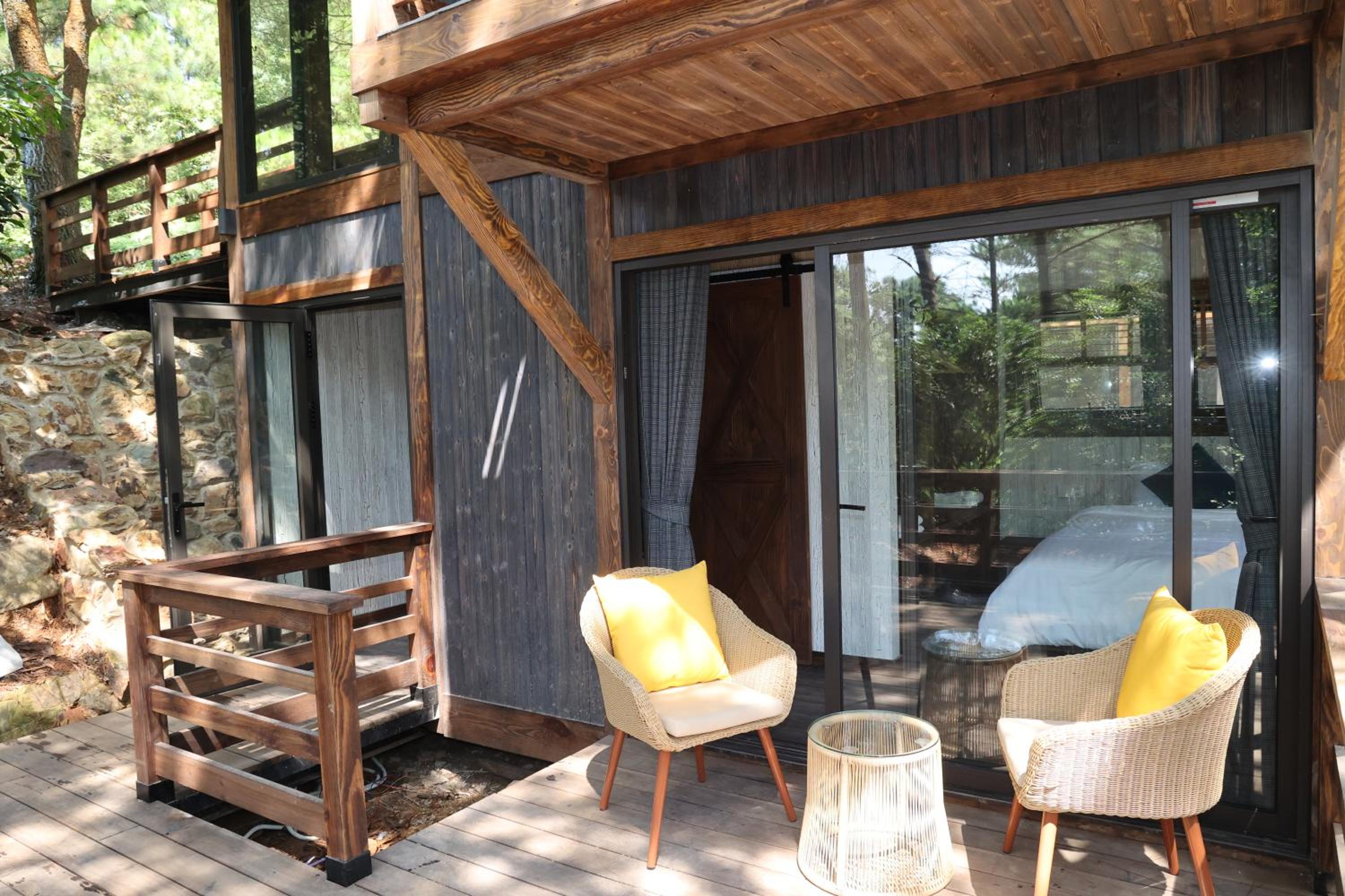 Standard Double Room - Photo 14