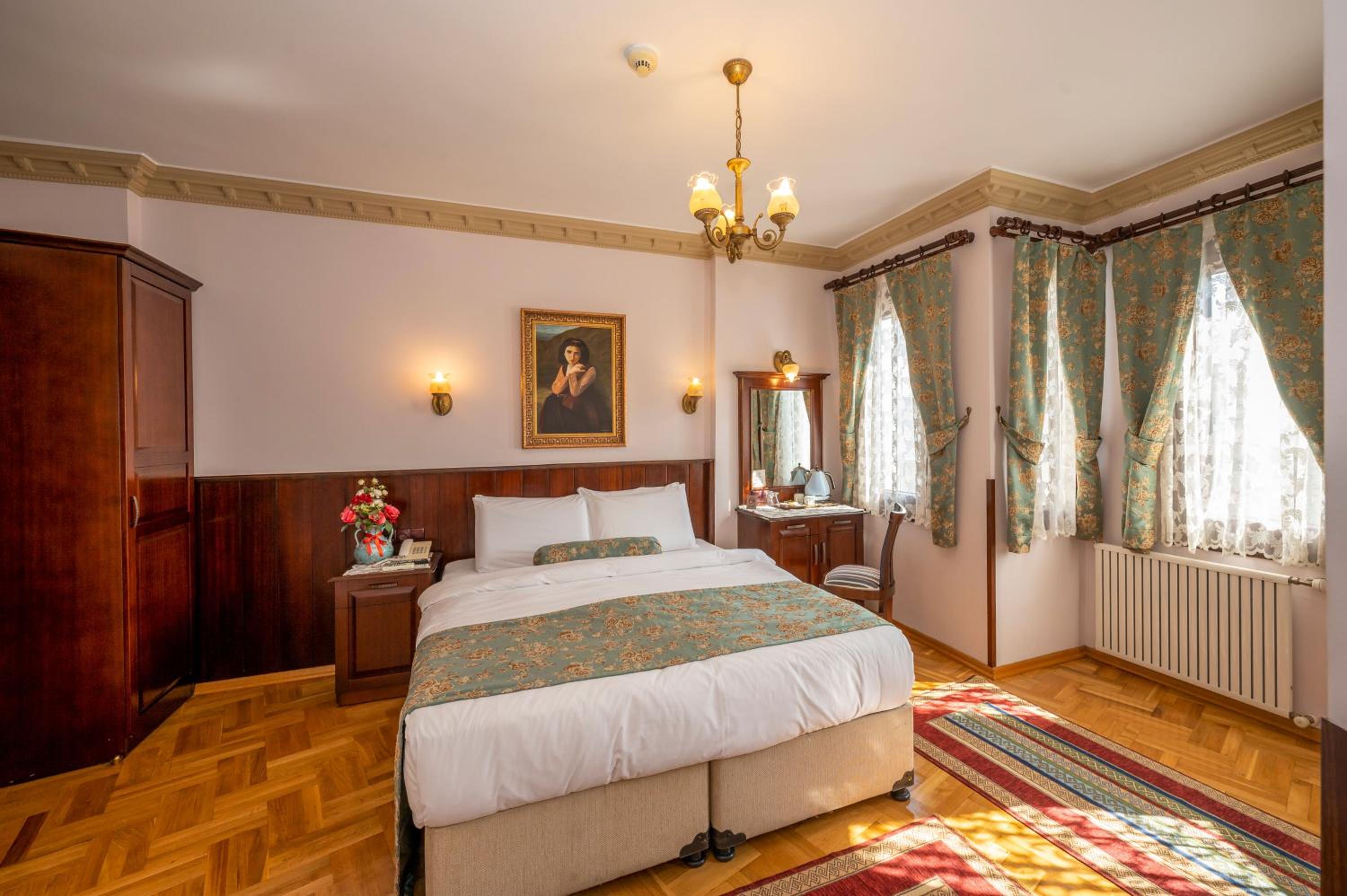 Deluxe Double Room photo 3