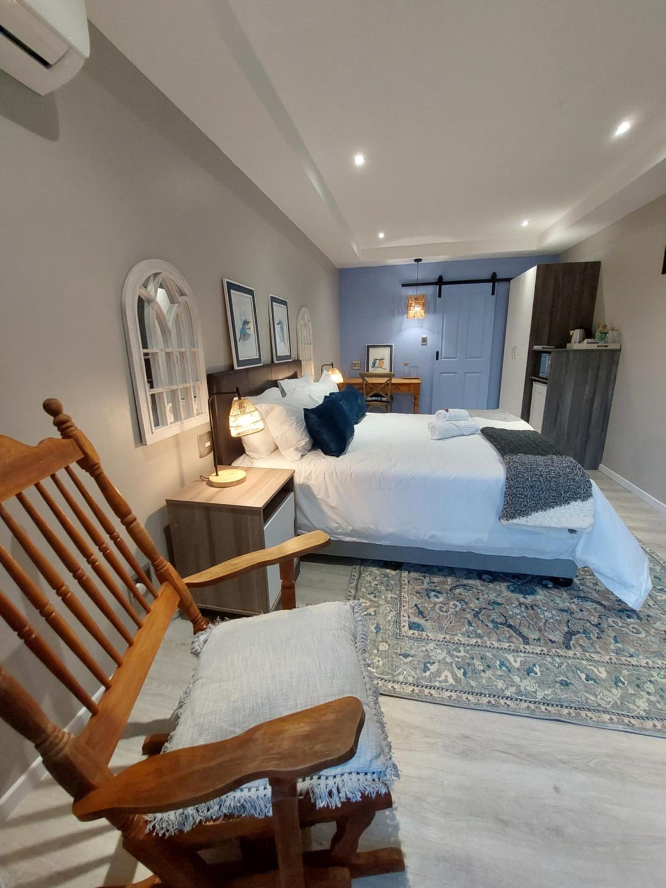 Queen Room - Photo 6