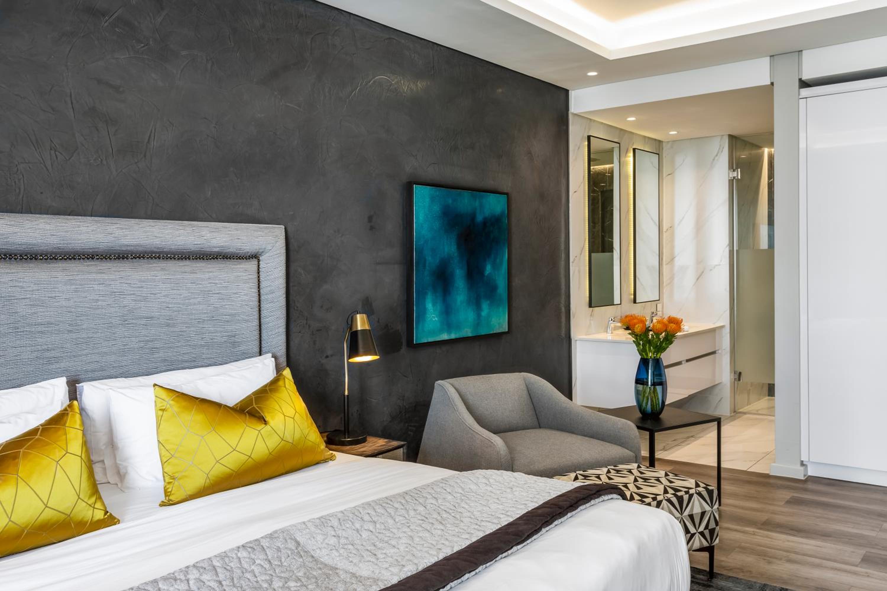 2 Bedroom Deluxe Room