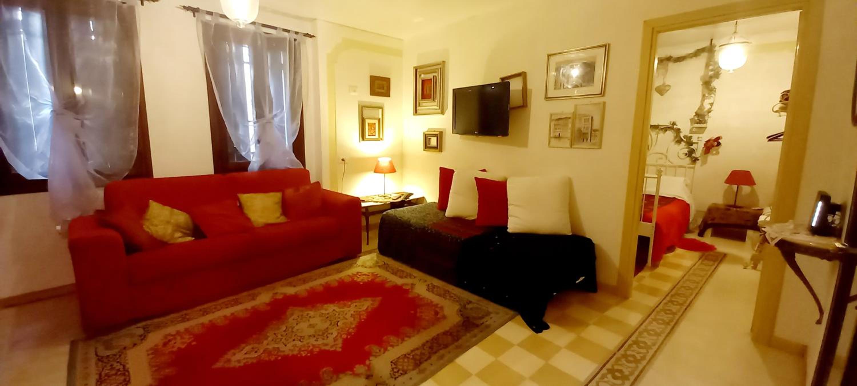 One-Bedroom Apartment  photo 1